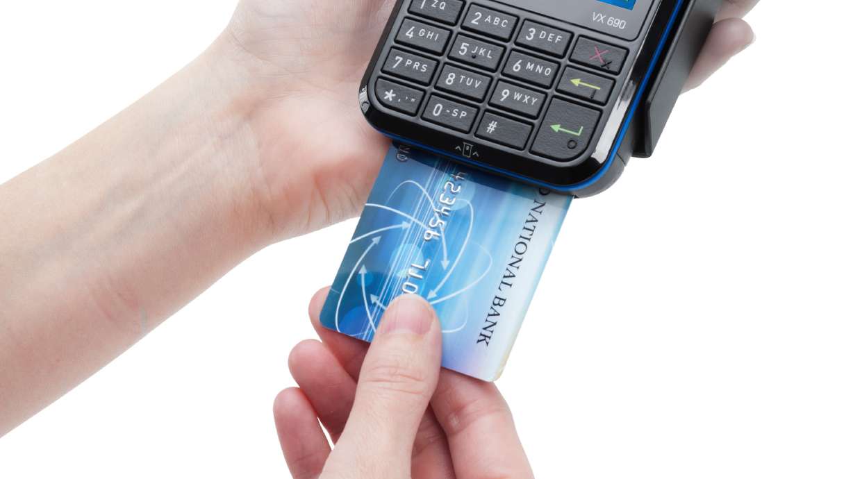 VeriFone Blends Consumer Electronics Style Design and Unparalleled Connectivity in Revolutionary Portable Payment Terminal