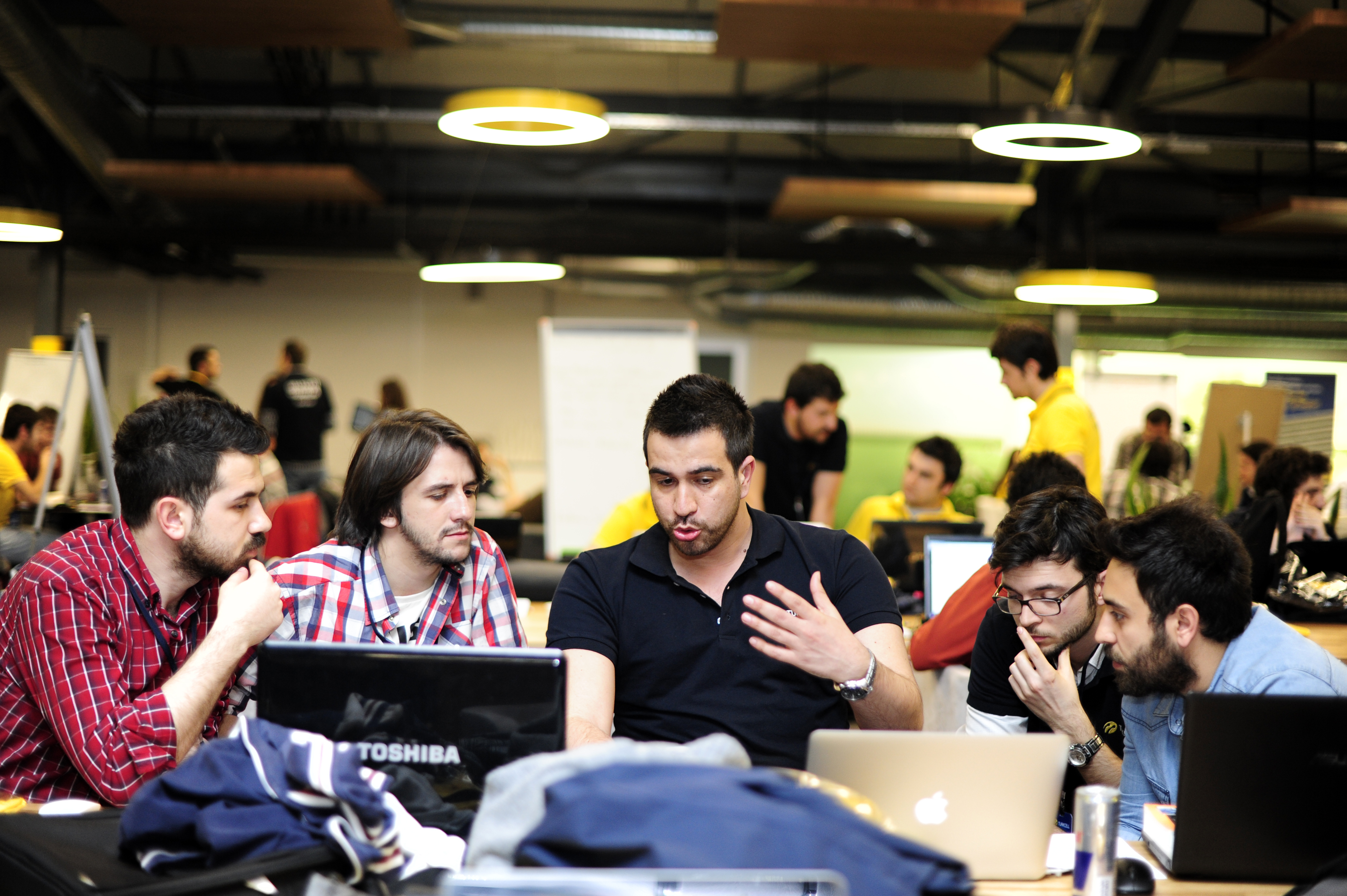 Turkish App Developers Code the Night Away at Turkcell’s Marathon Launch