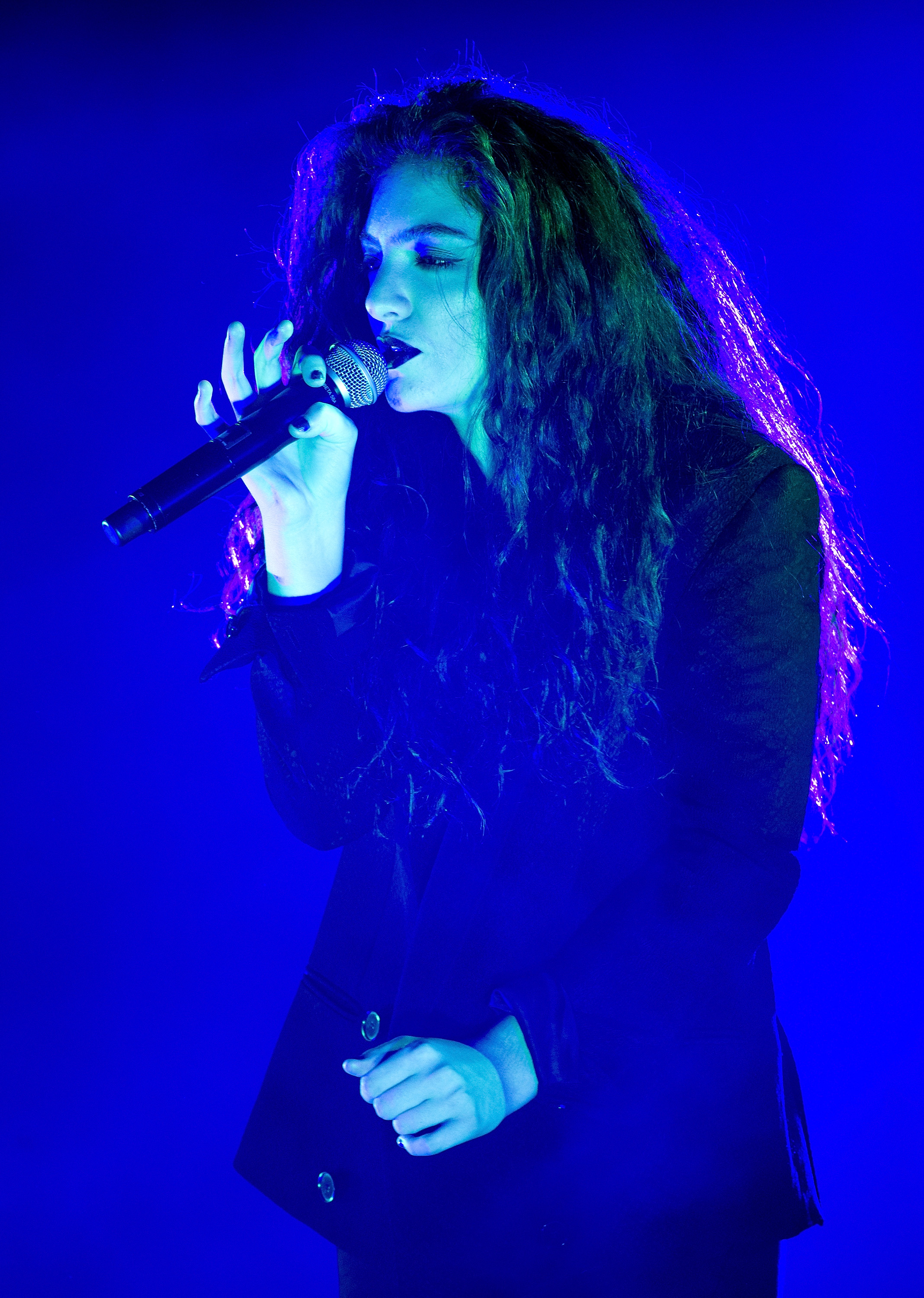 Lorde, Imagine Dragons lead Billboard nominations
