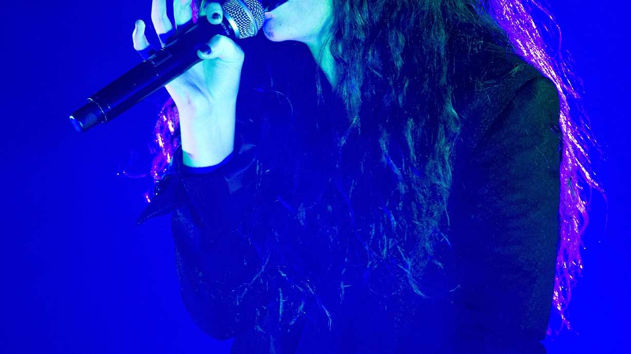 Lorde, Imagine Dragons lead Billboard nominations