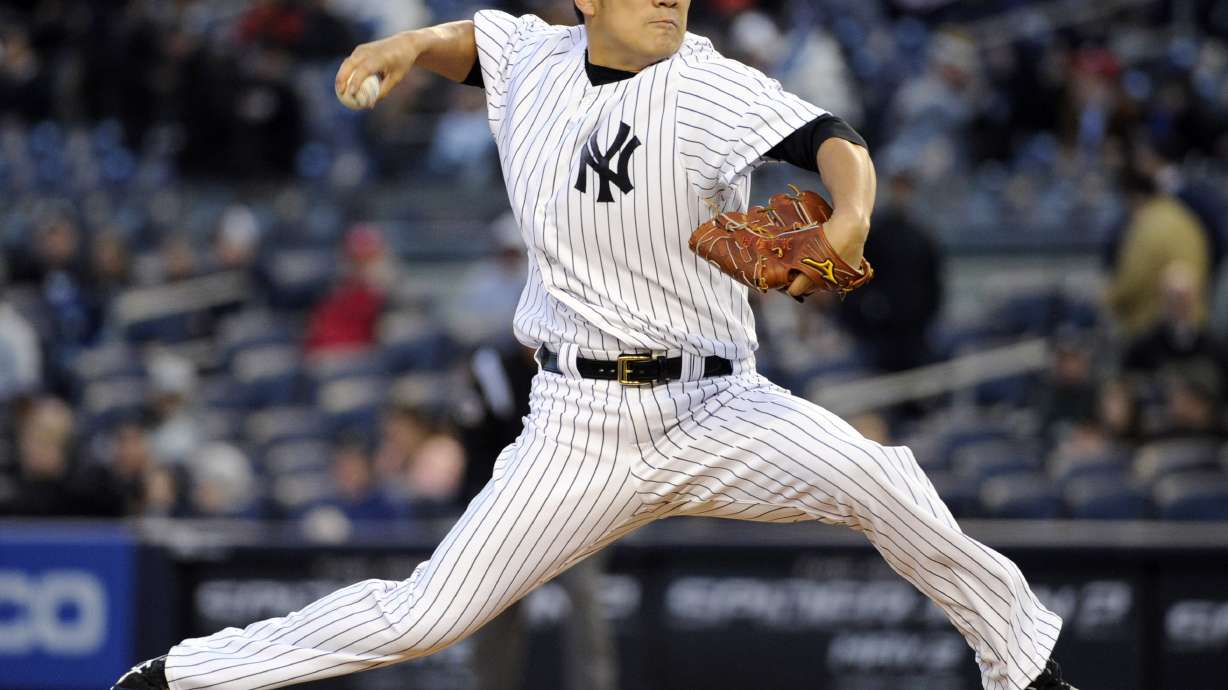Tanaka Ks 10 in 1st start at Yankee Stadium