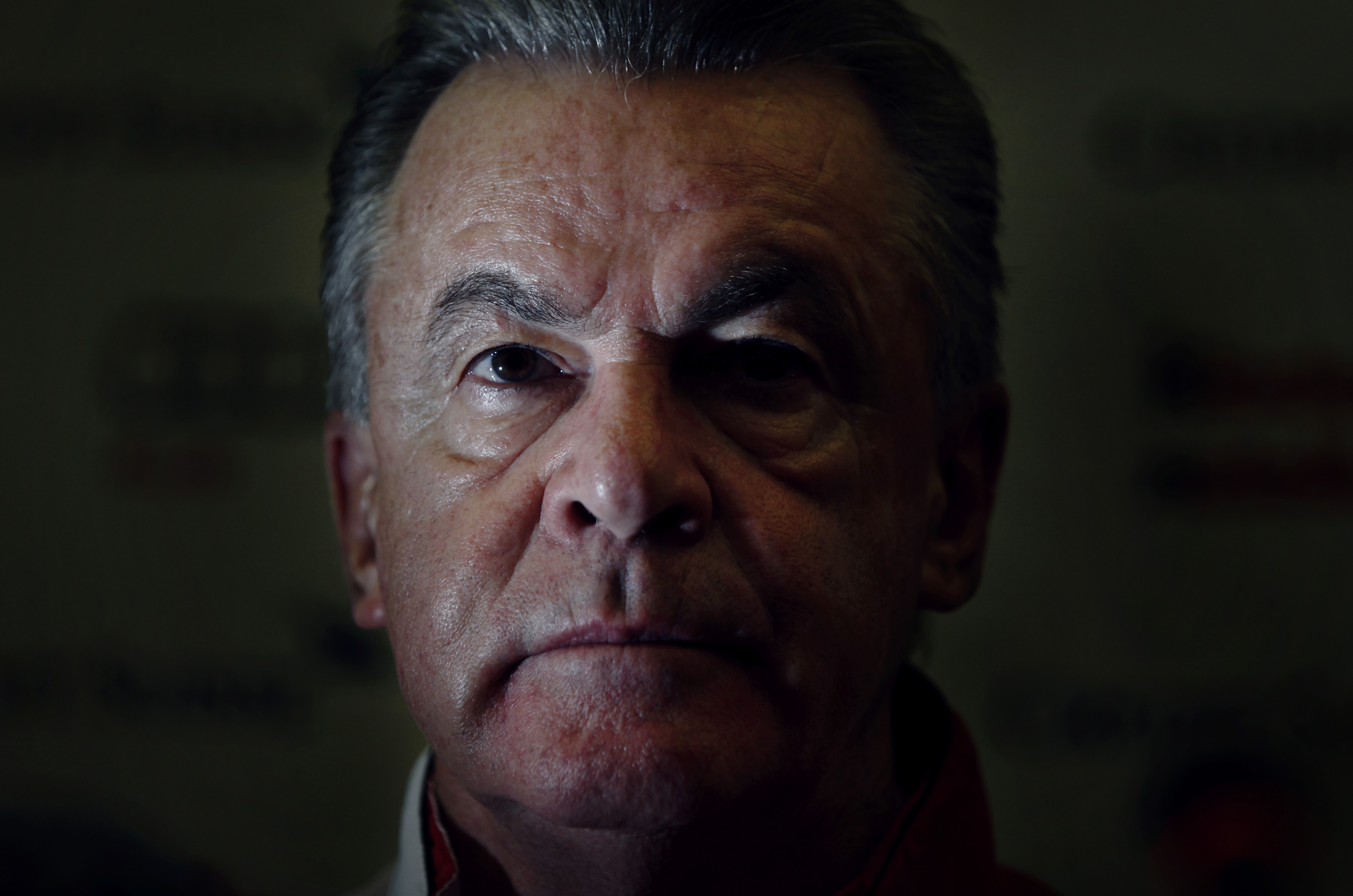 Retiring Hitzfeld aims to go out on World Cup high