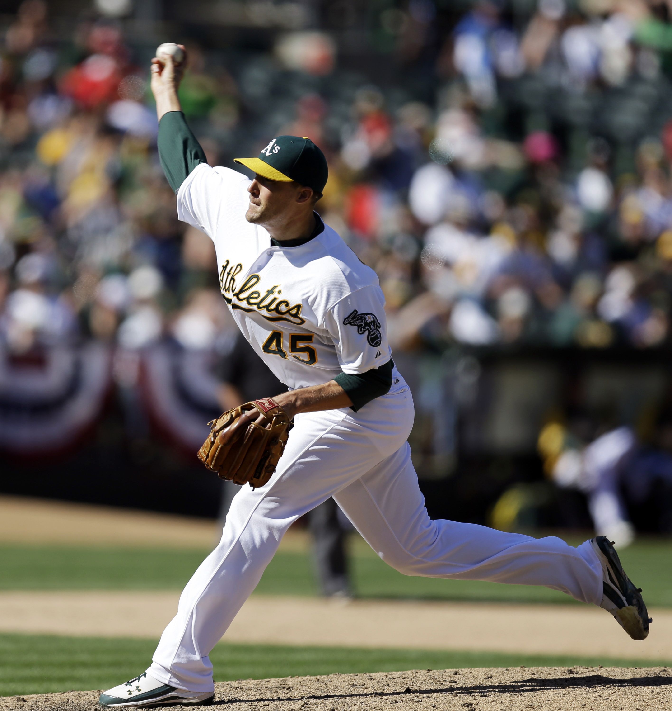 A's take struggling Jim Johnson out of closer role