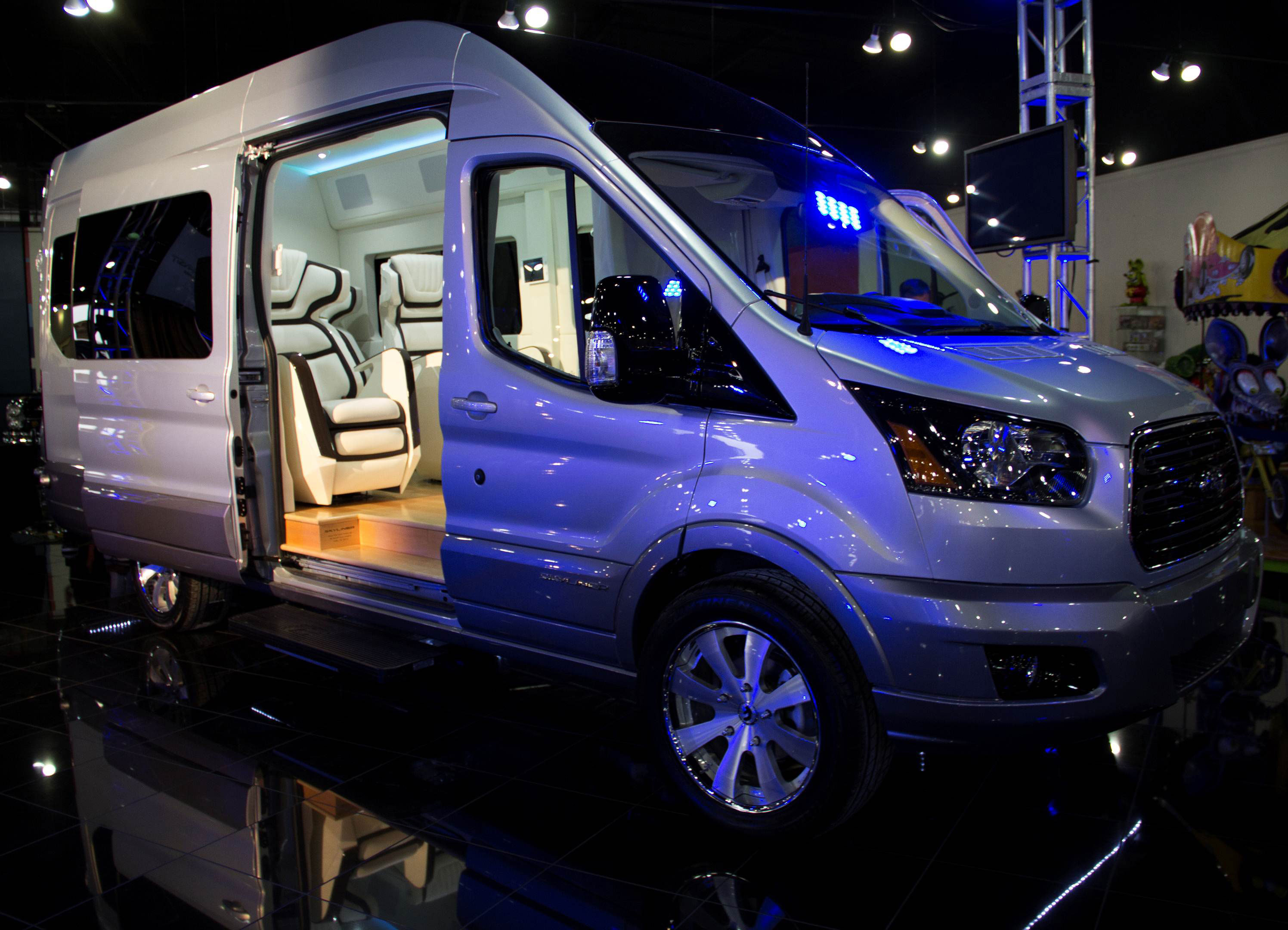 ADDING MULTIMEDIA Ford Transit Skyliner Concept Is a Private Jet on Wheels
