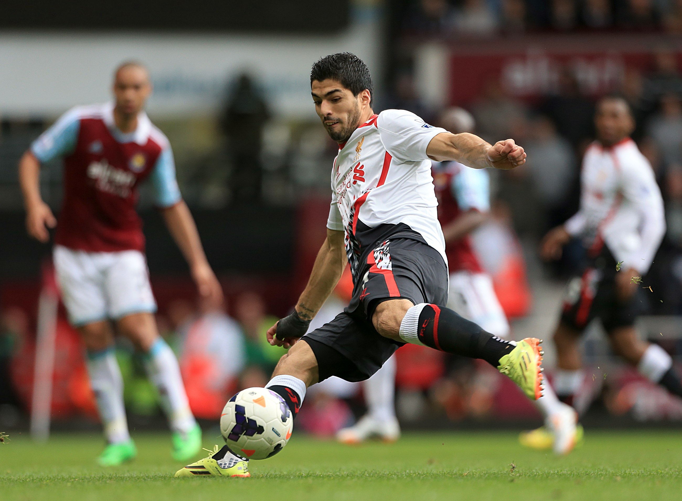 Liverpool meets City in Premier League showdown