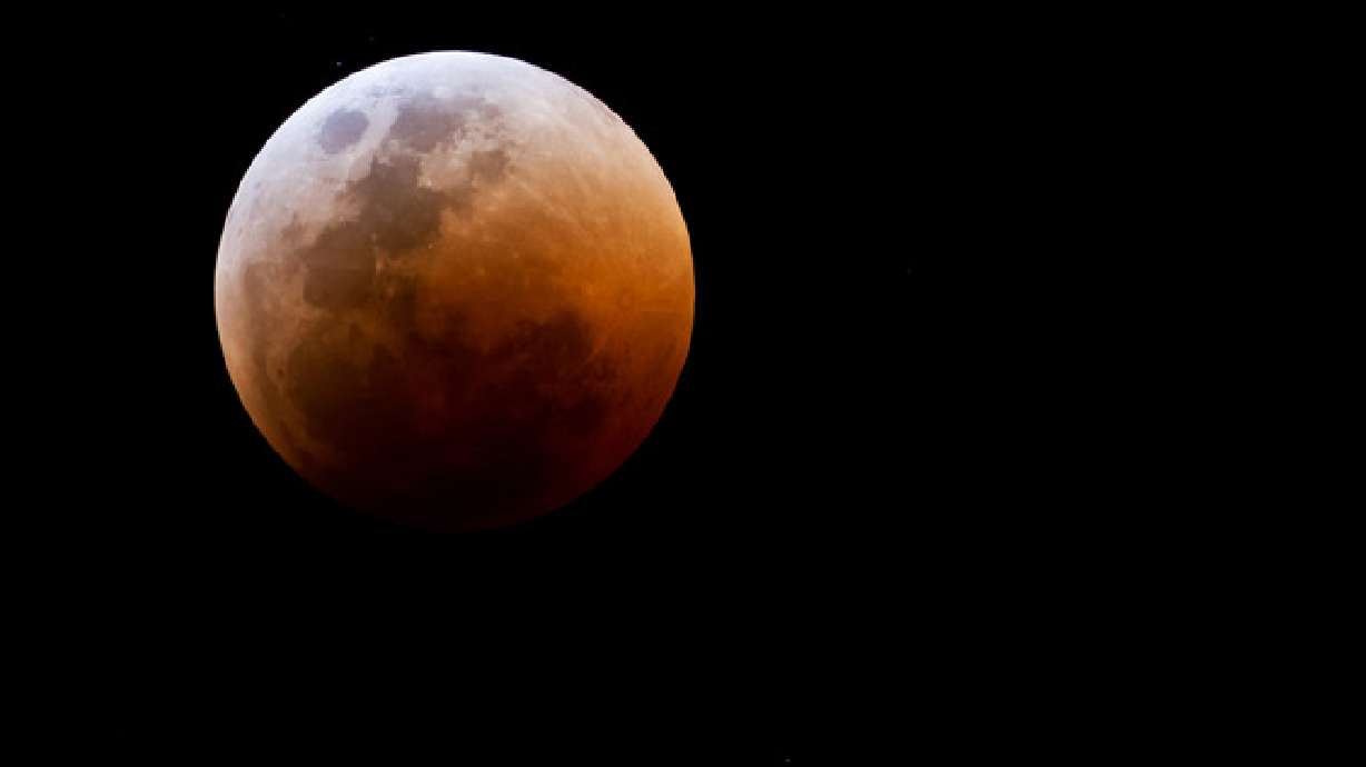 'Blood moon' will be a sight to behold during total lunar eclipse