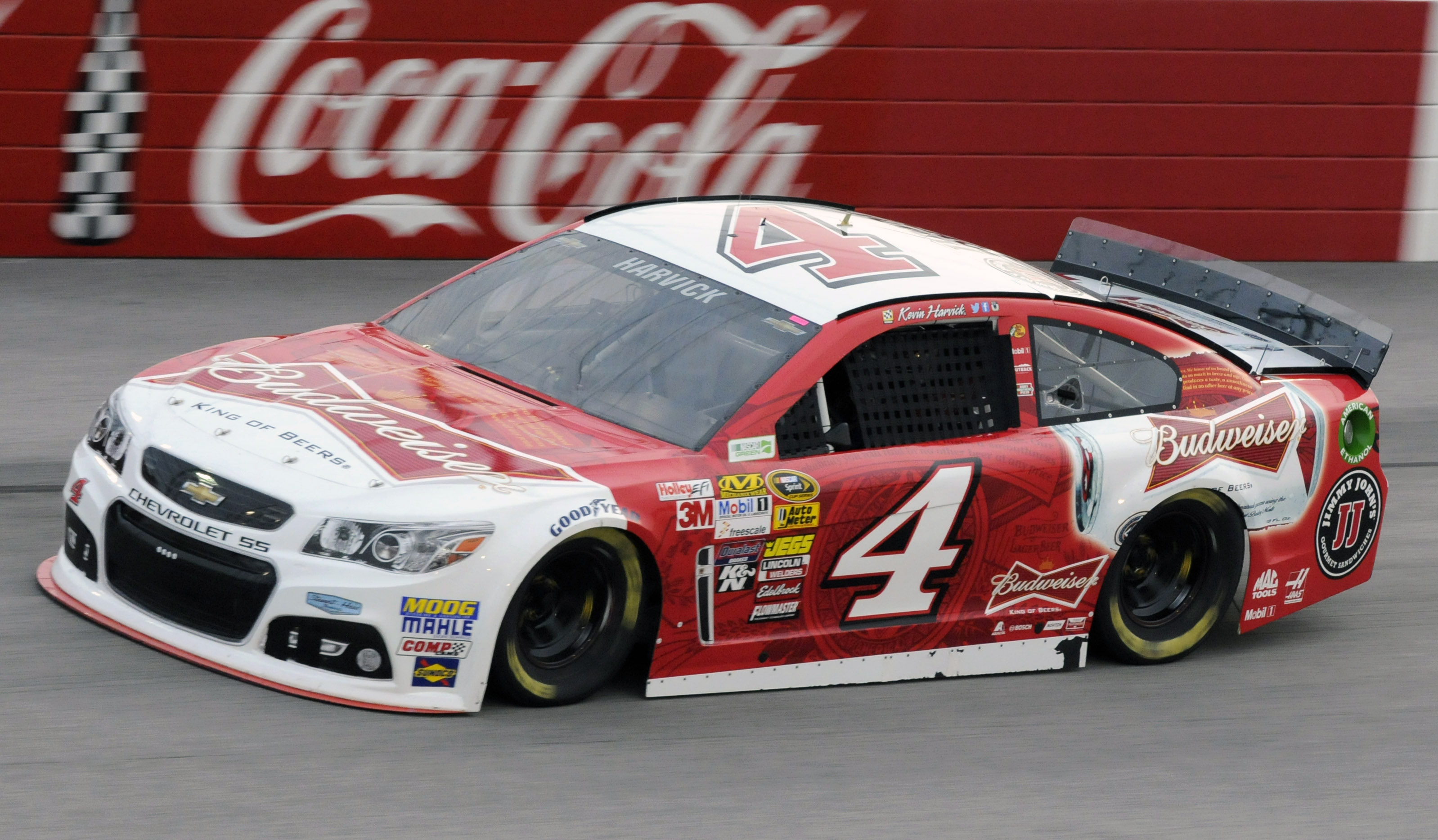 Harvick wins 1st Darlington pole