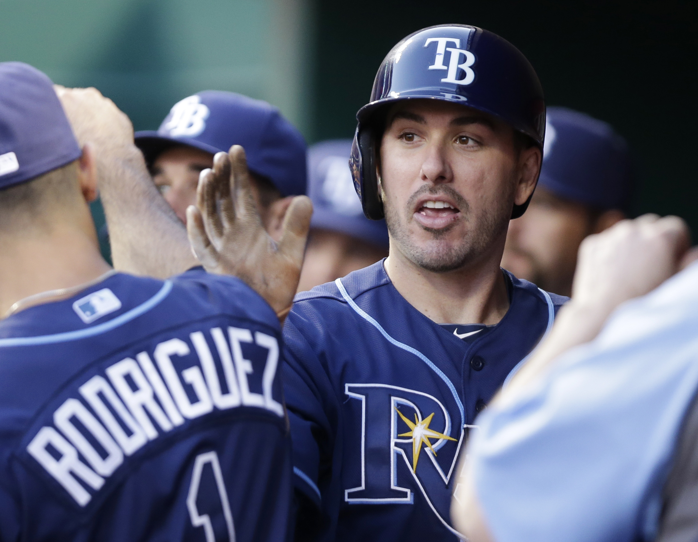Price pitches into 9th, Rays beat Reds 2-1