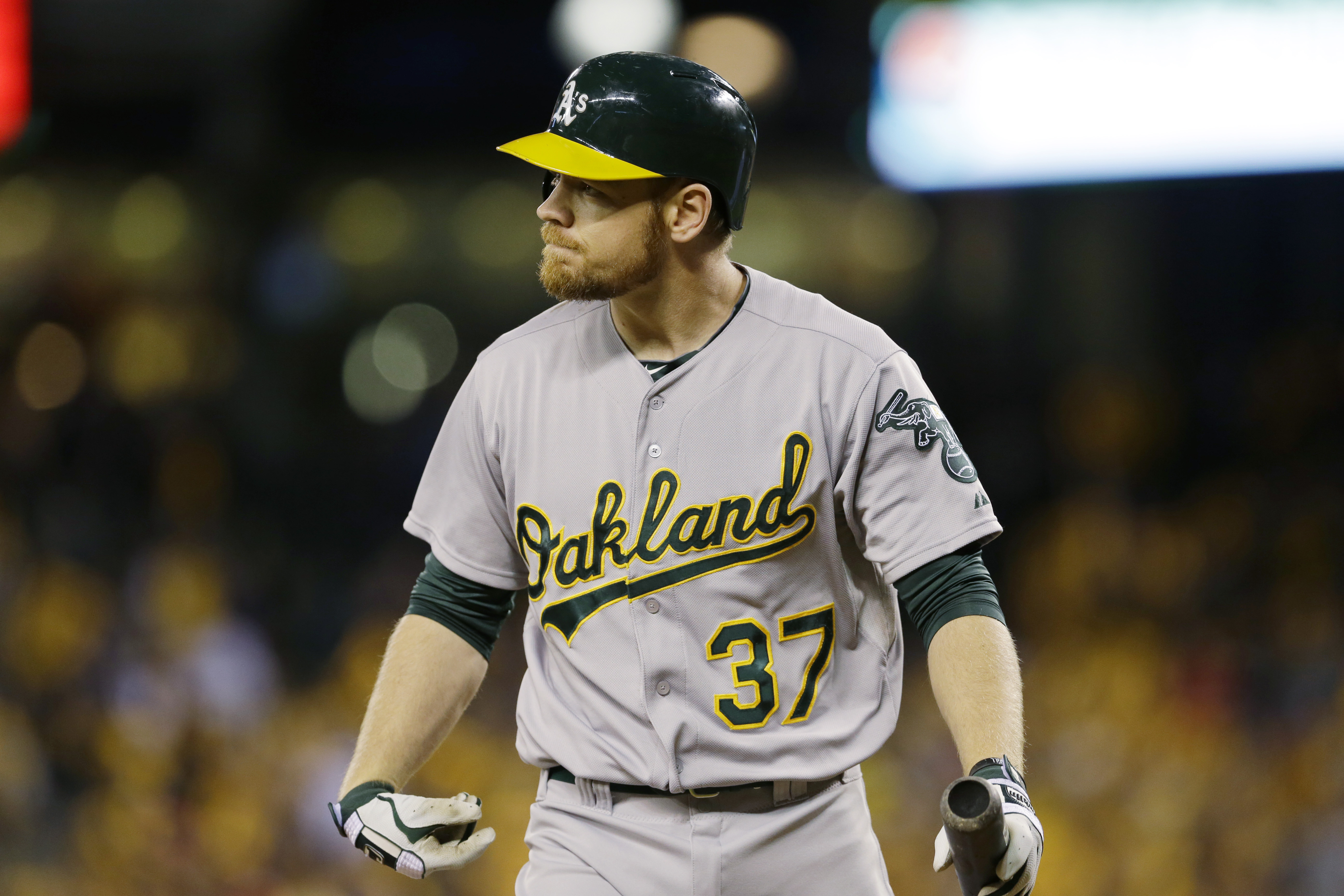 A's silenced by Hernandez in Seattle's 6-4 victory