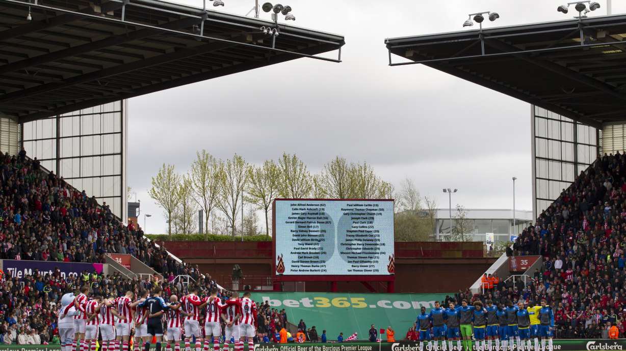 English soccer recalls Hillsborough 25 years later