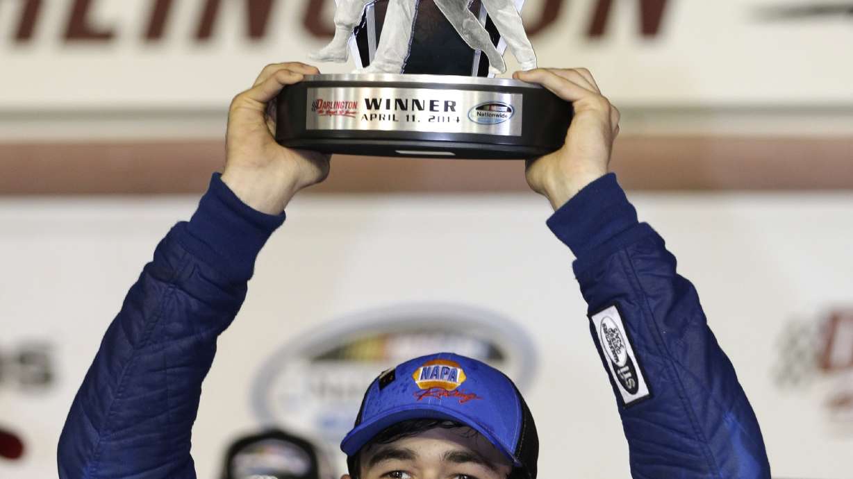 Chase Elliott continues wowing NASCAR