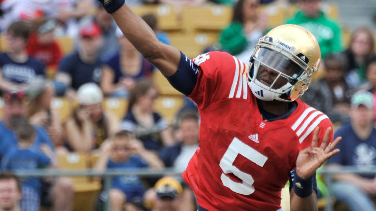 Zaire serves notice of QB race in ND spring game