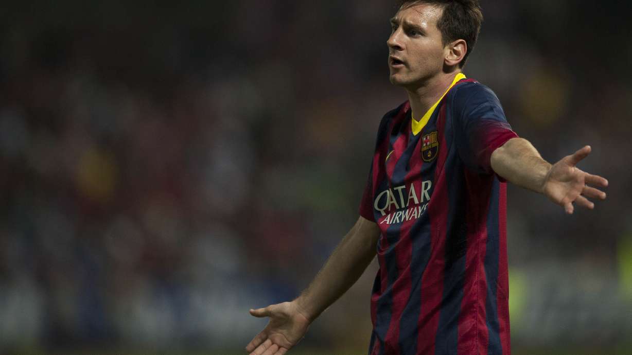 Barcelona loses again; Arsenal into FA Cup final