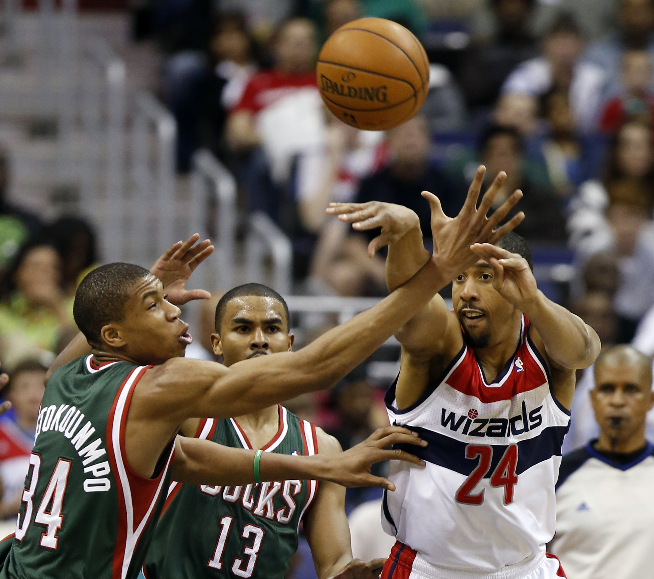 Wizards top Bucks 104-91, close to clinching 6th