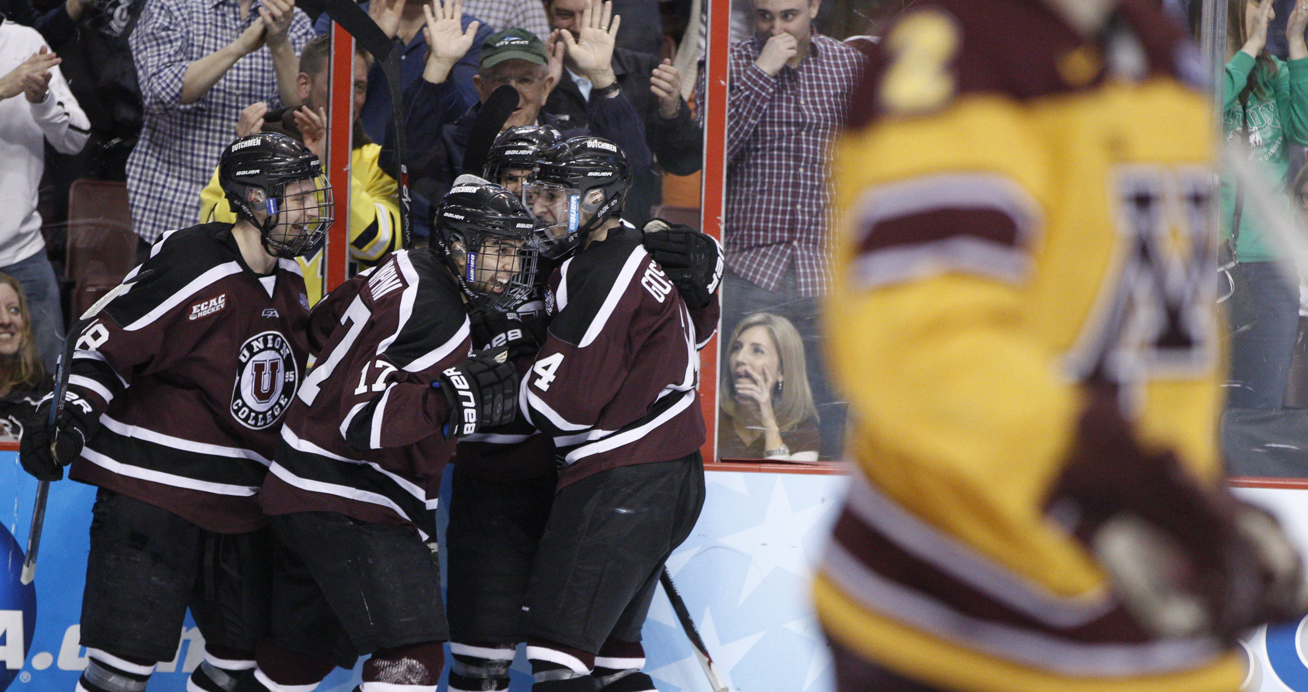 Union wins NCAA title, beating Minnesota 7-4