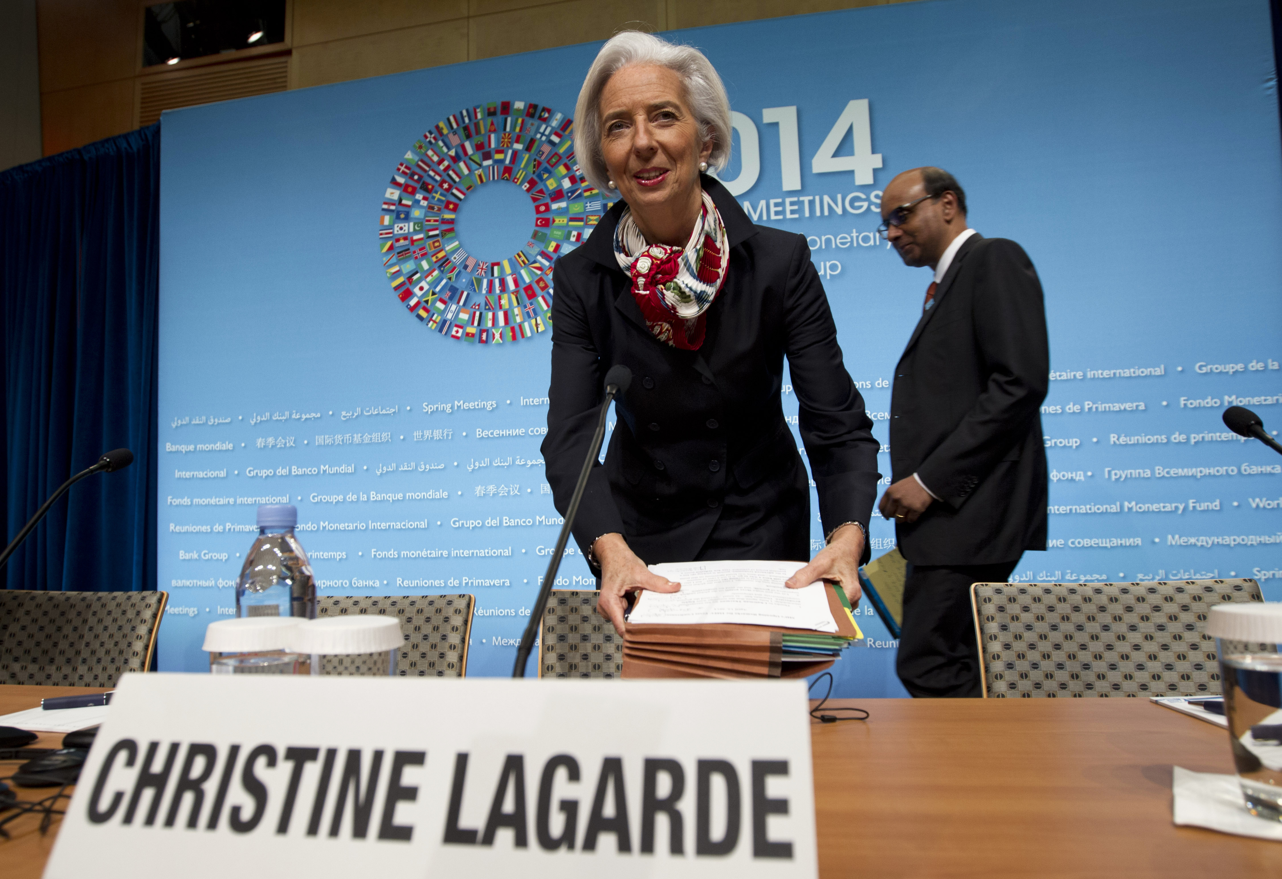 Finance ministers: Economy stronger but fragile