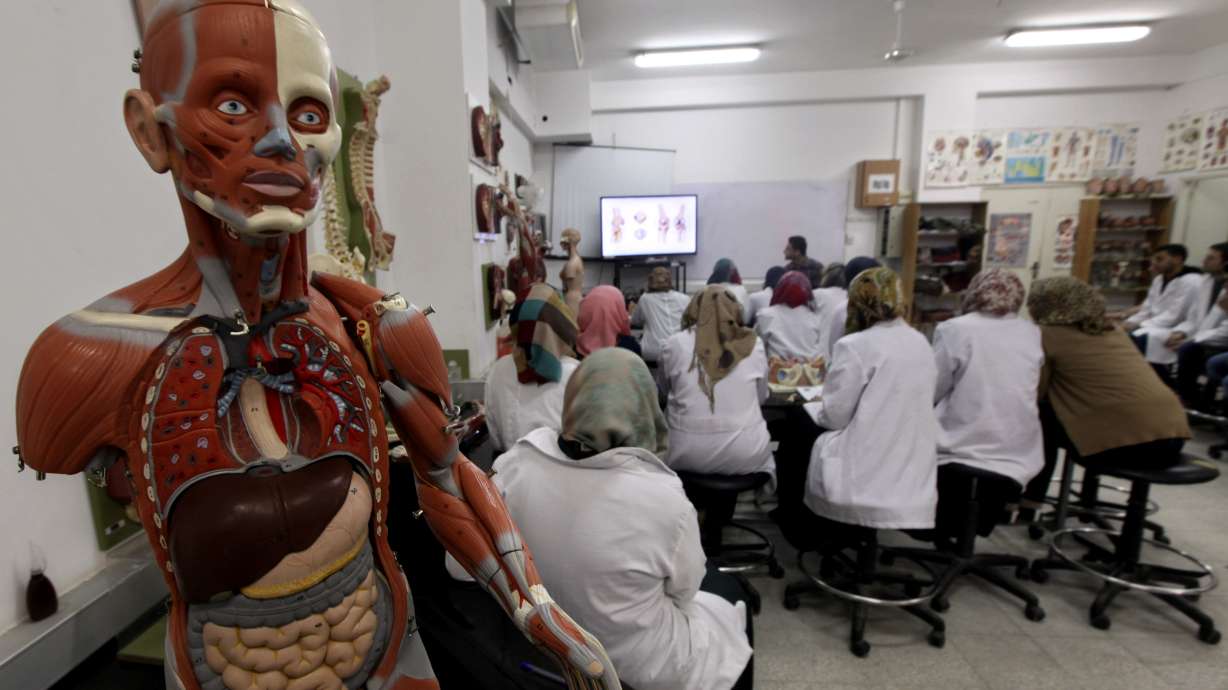 Palestinian doctors caught in fight over Jerusalem