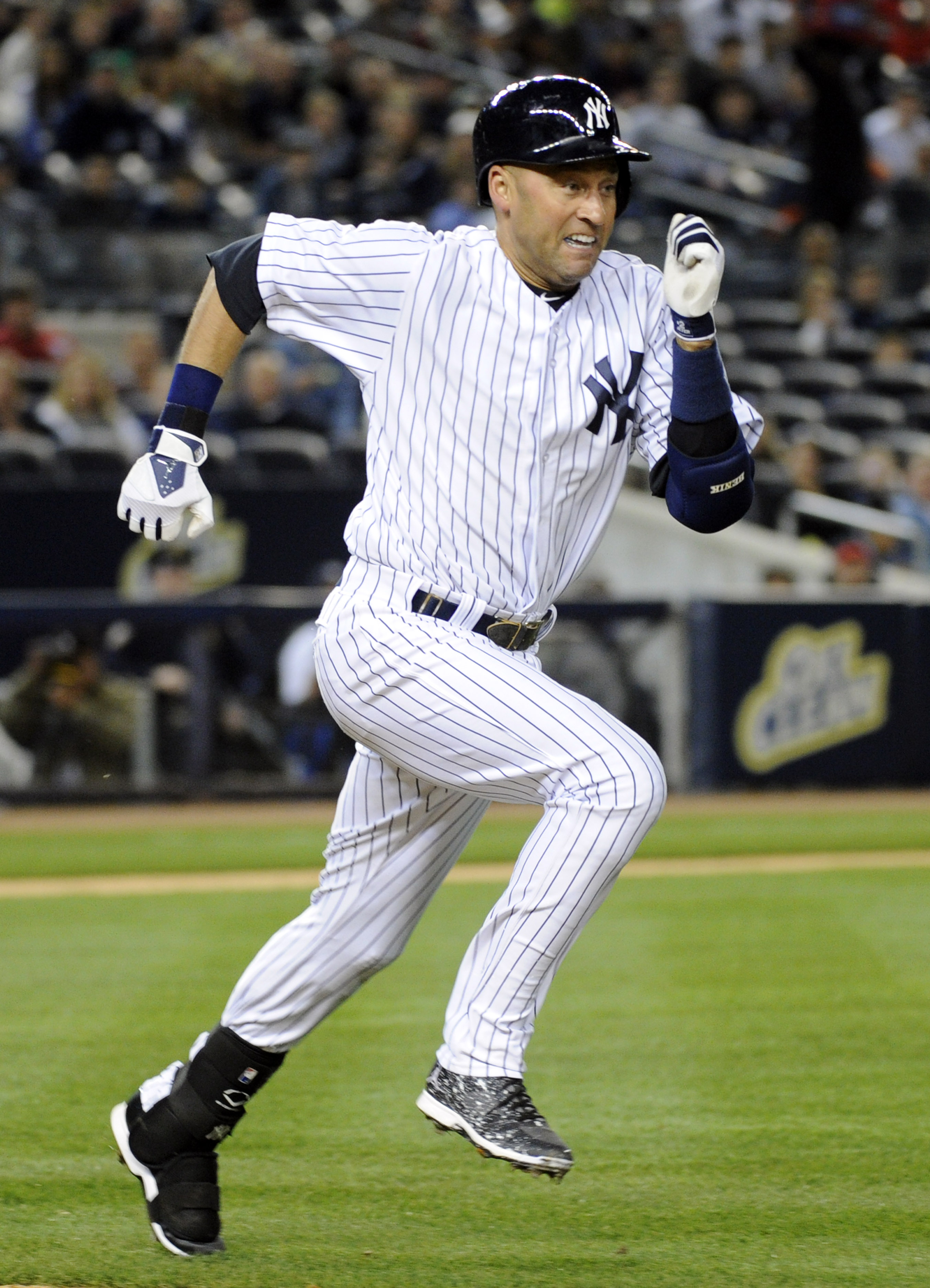Jeter (quad) out of lineup for 2nd straight day