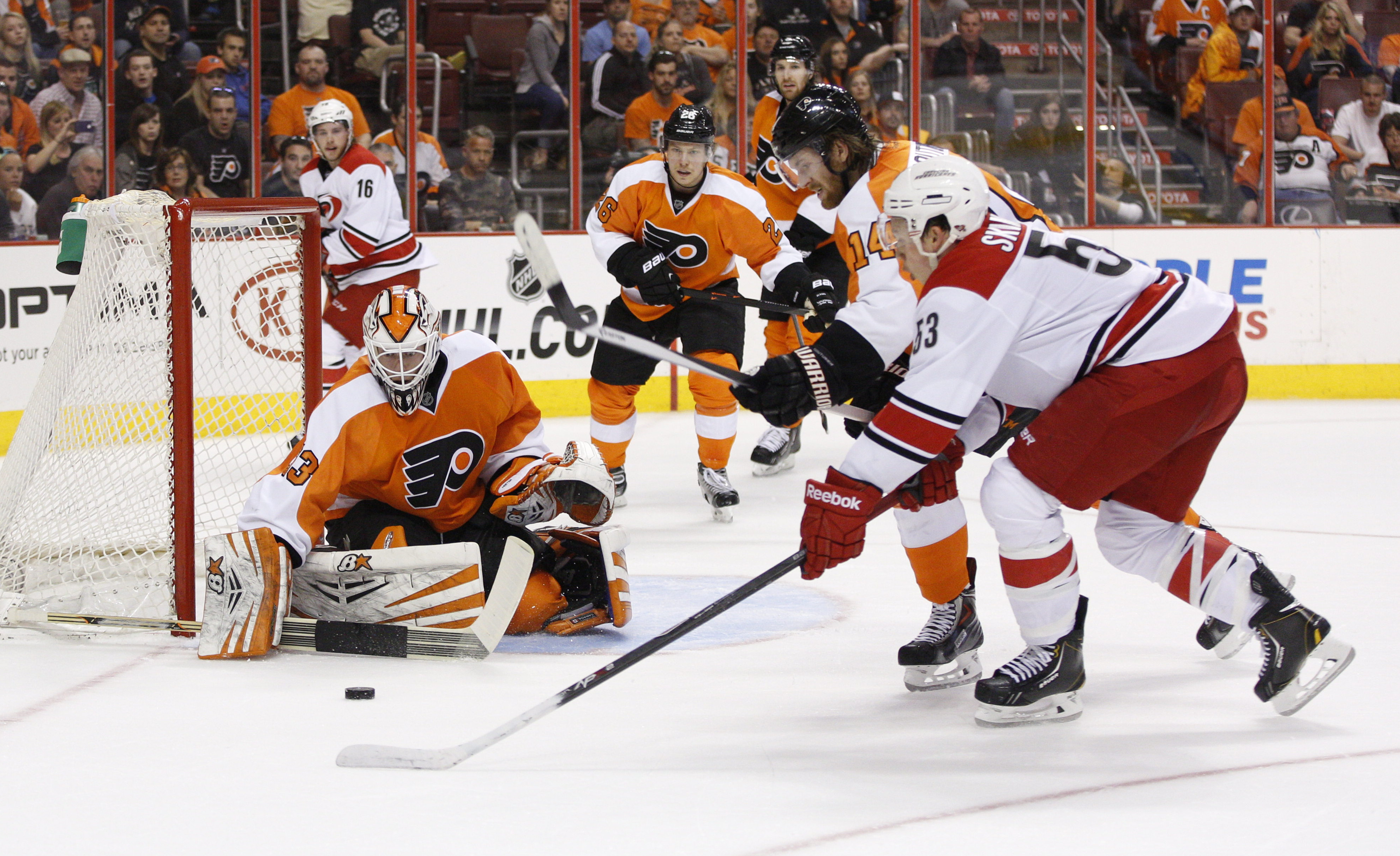 Staal scores twice as 'Canes beat Flyers 6-5 in SO