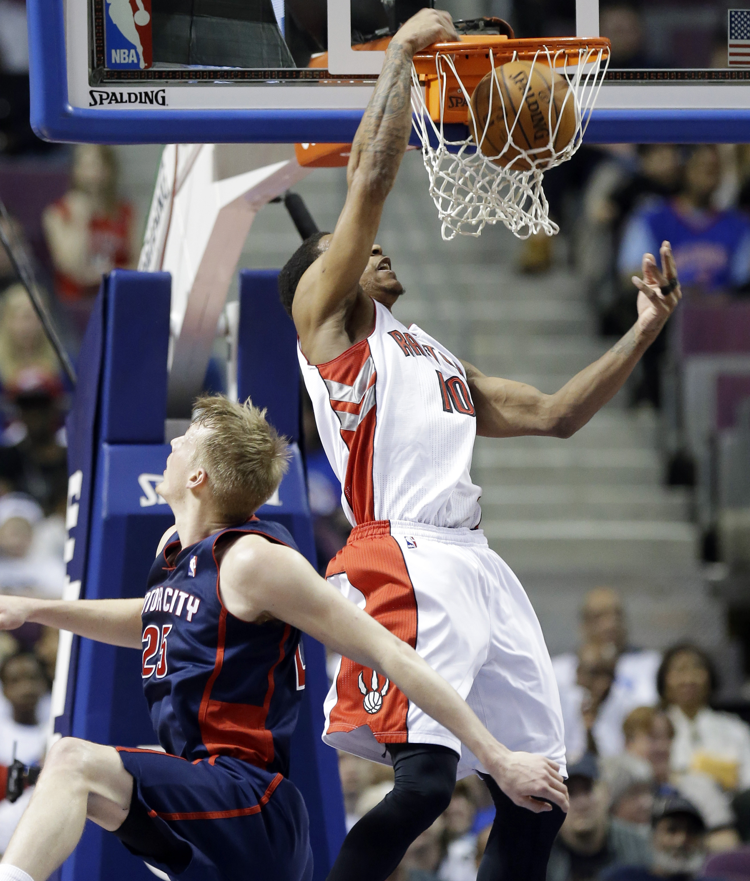 Raptors blow lead but still beat Pistons 116-107
