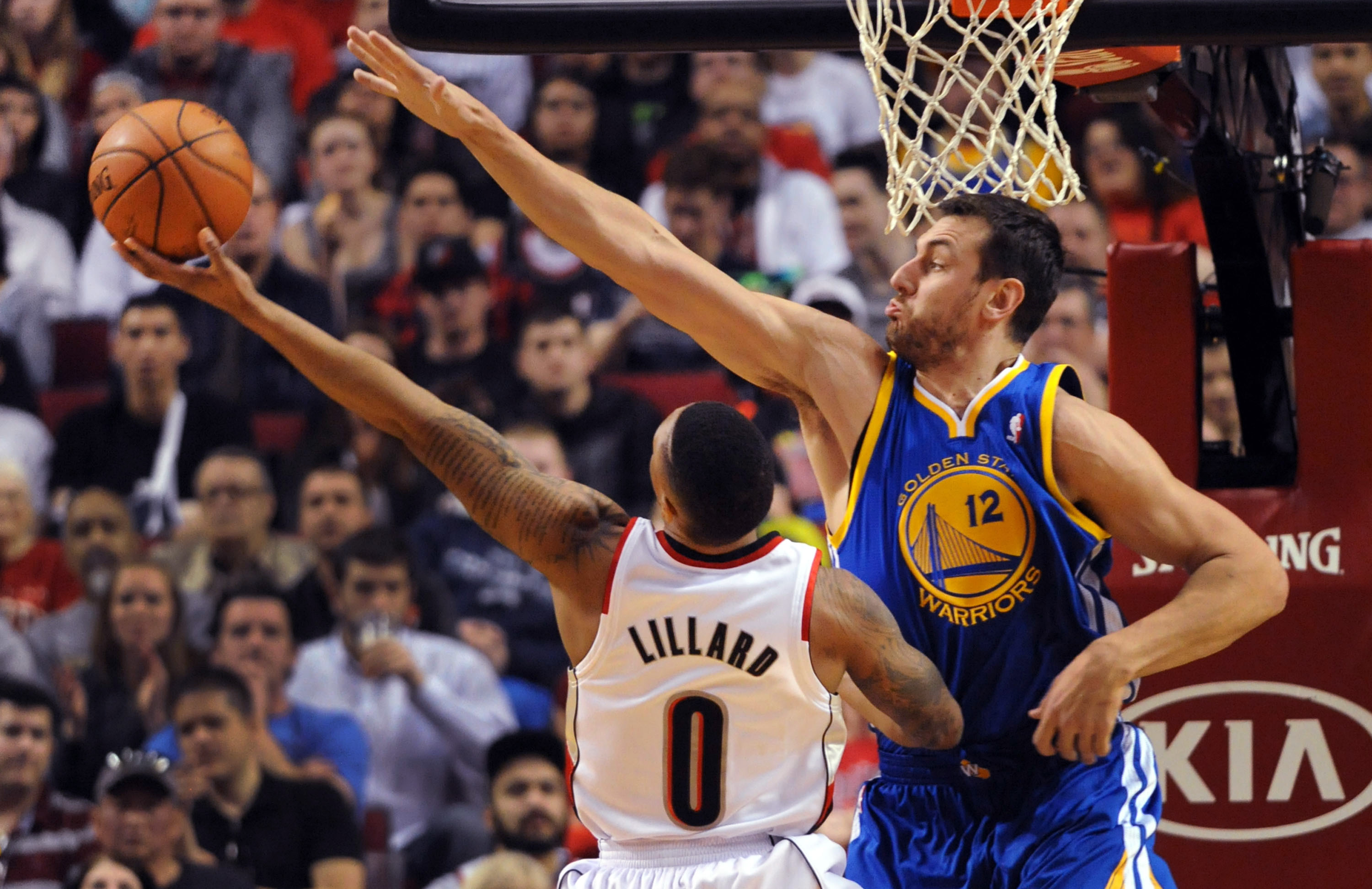 Curry has 47, but Warriors fall 119-117 to Blazers