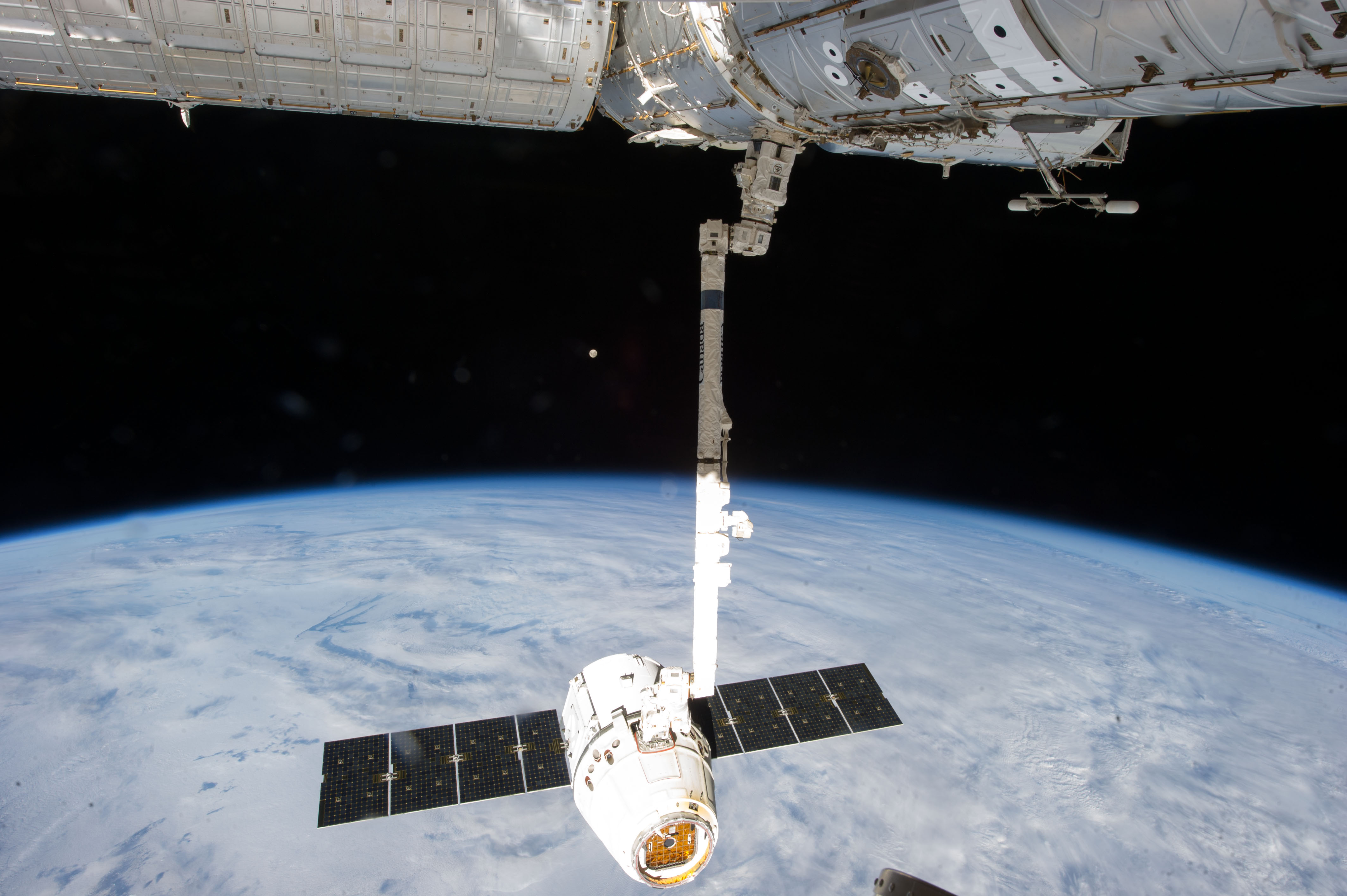 Rocket leak delays space station delivery launch