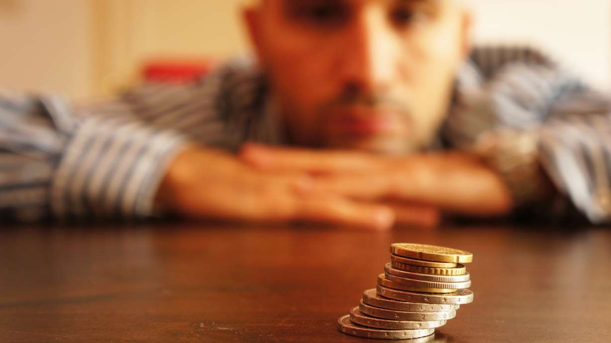 Cómo salir de deudas con bajos ingresos