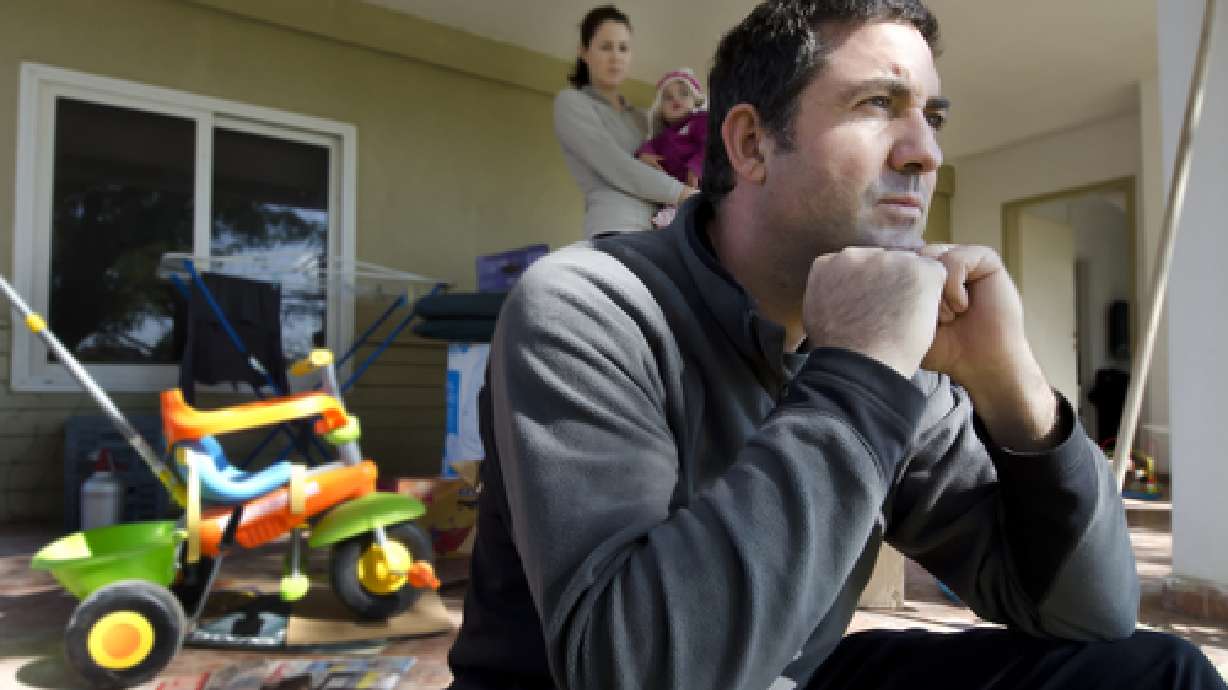 4 ways to make it through unemployment