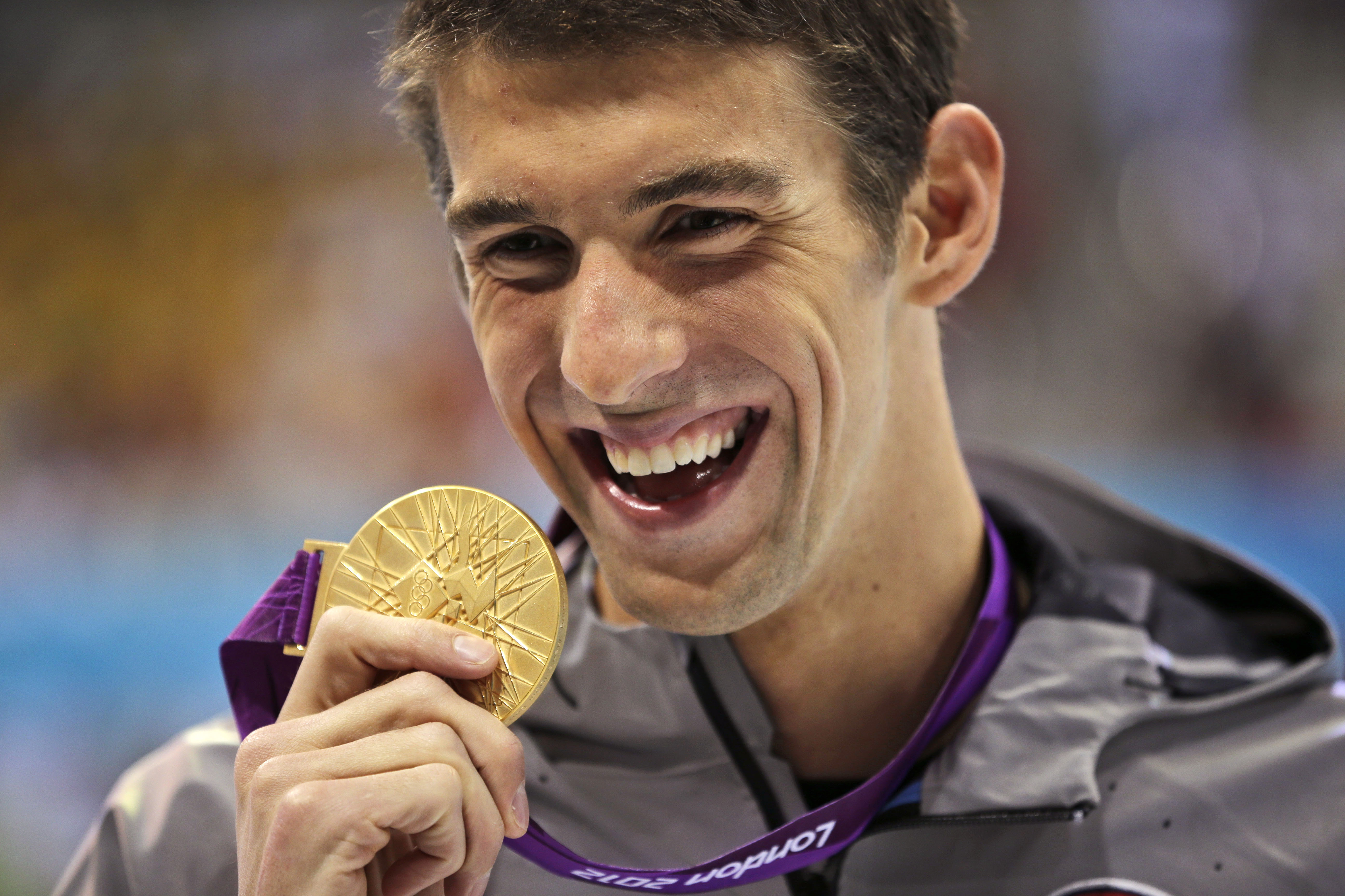 Olympic great Michael Phelps to swim again