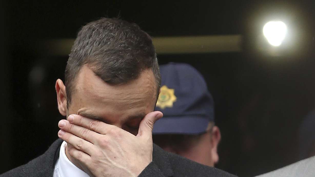 Defense gets its turn in Pistorius murder trial