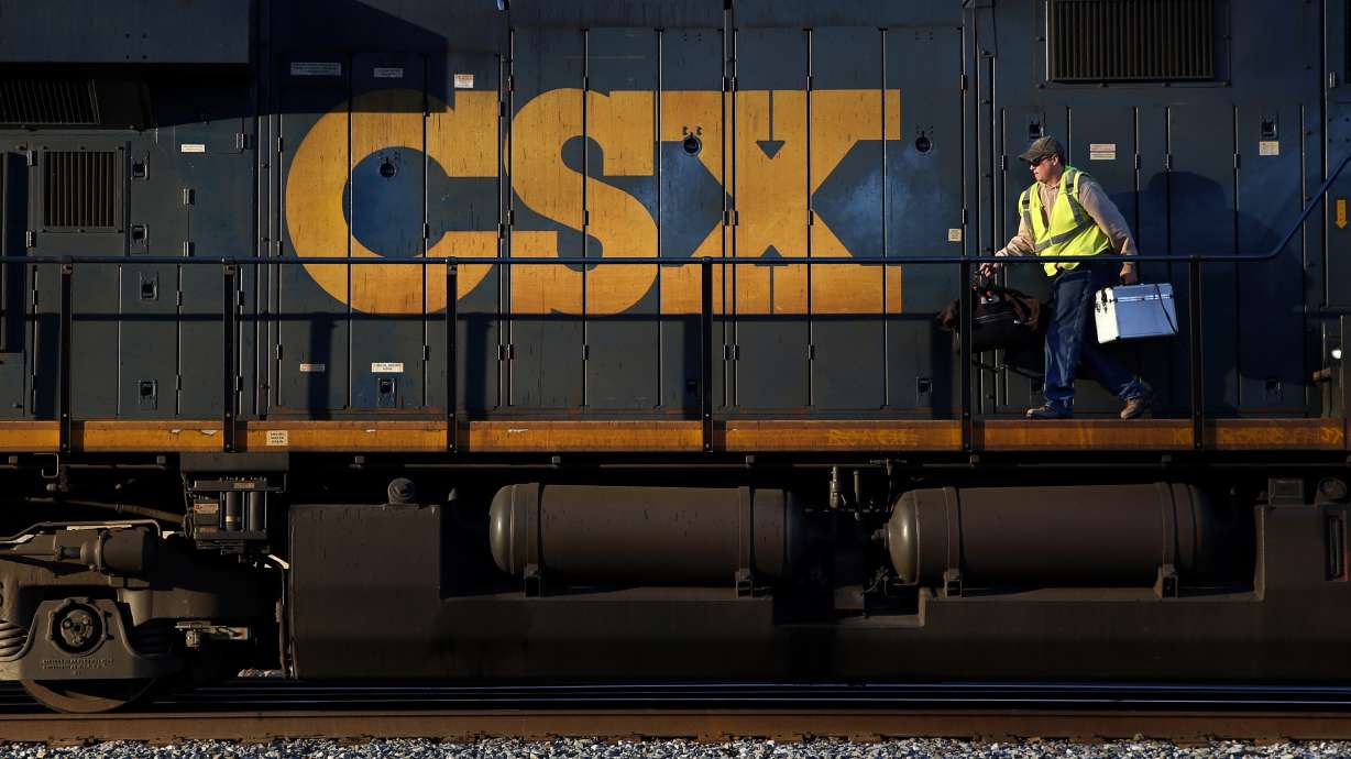 CSX 1Q profit falls 14 pct as weather slows rails