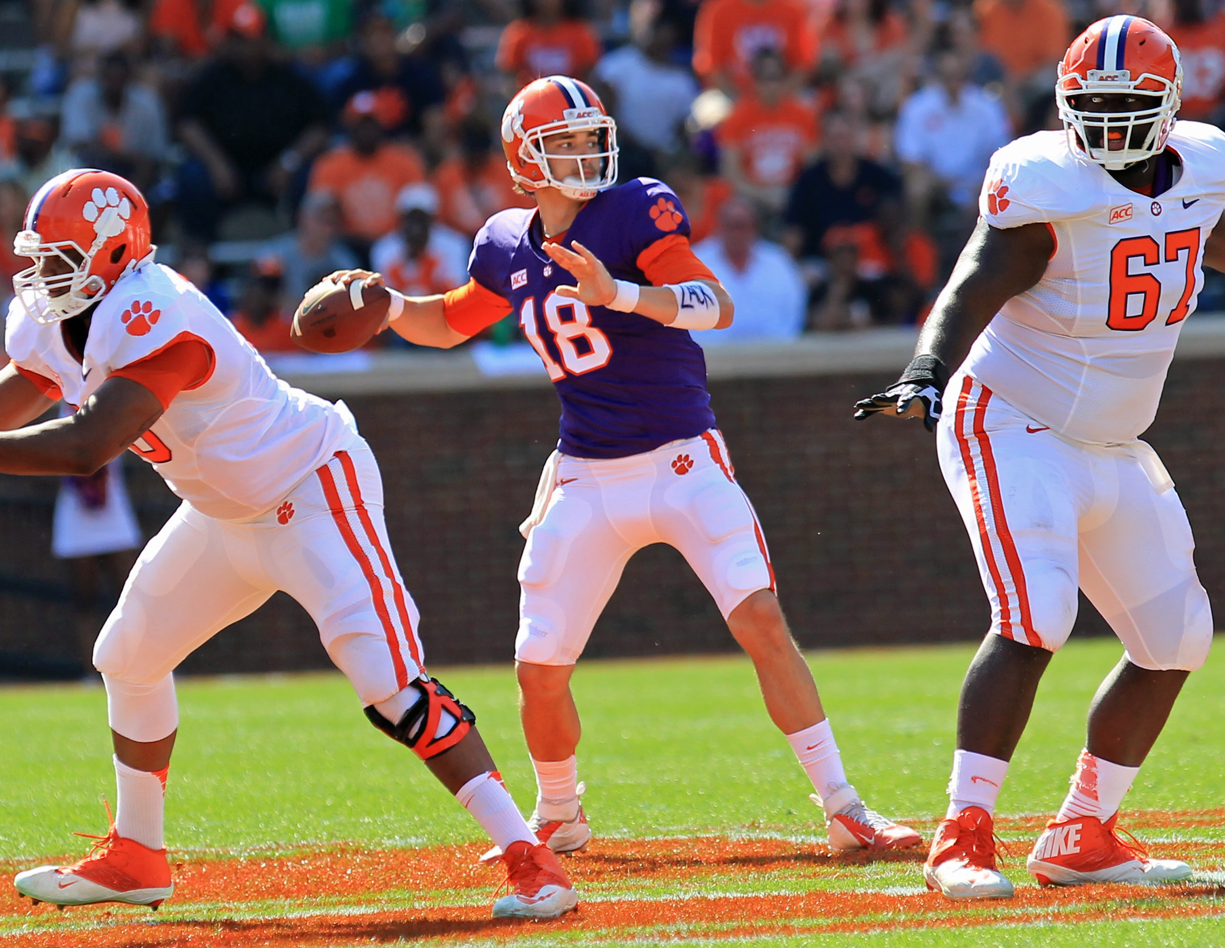 Dabo: QB Stoudt Clemson's starter