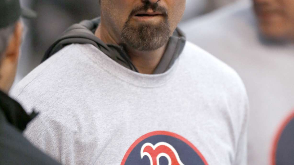 White Sox wear Boston Strong on 1-year anniversary