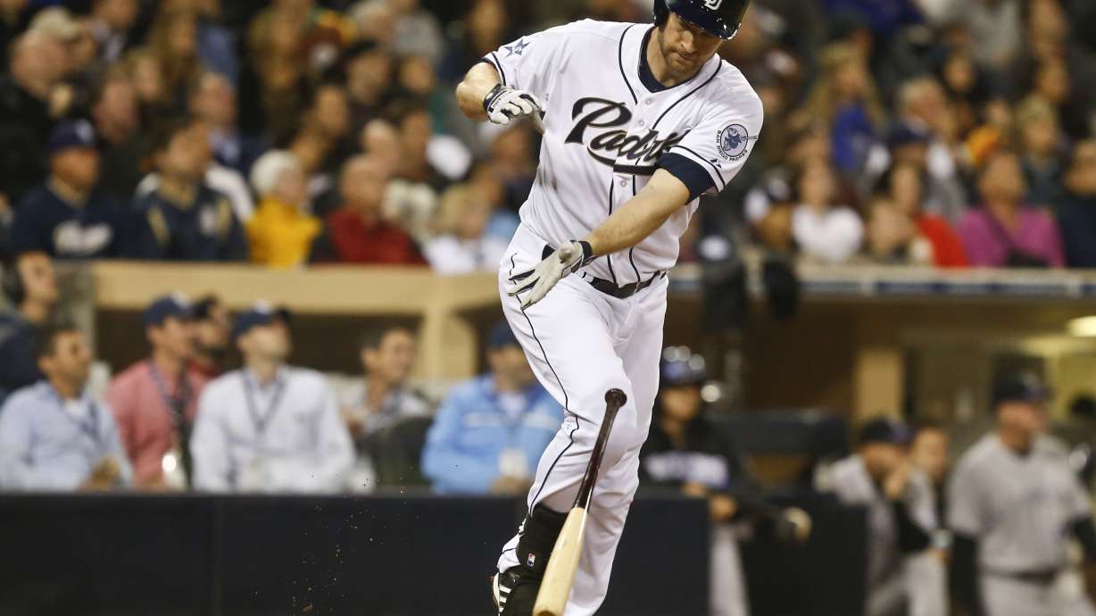 Padres' offense quiet again in 3-2 loss to Rockies