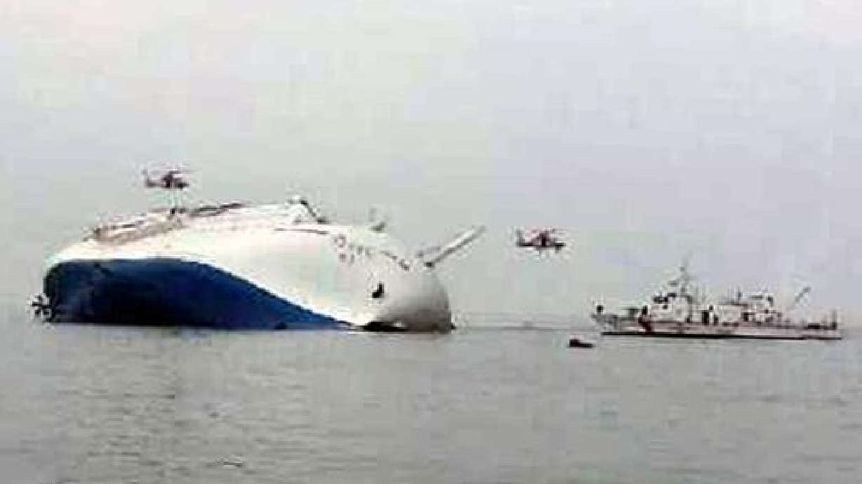292 desaparecidos por hundimiento ferry en Corea del Sur
