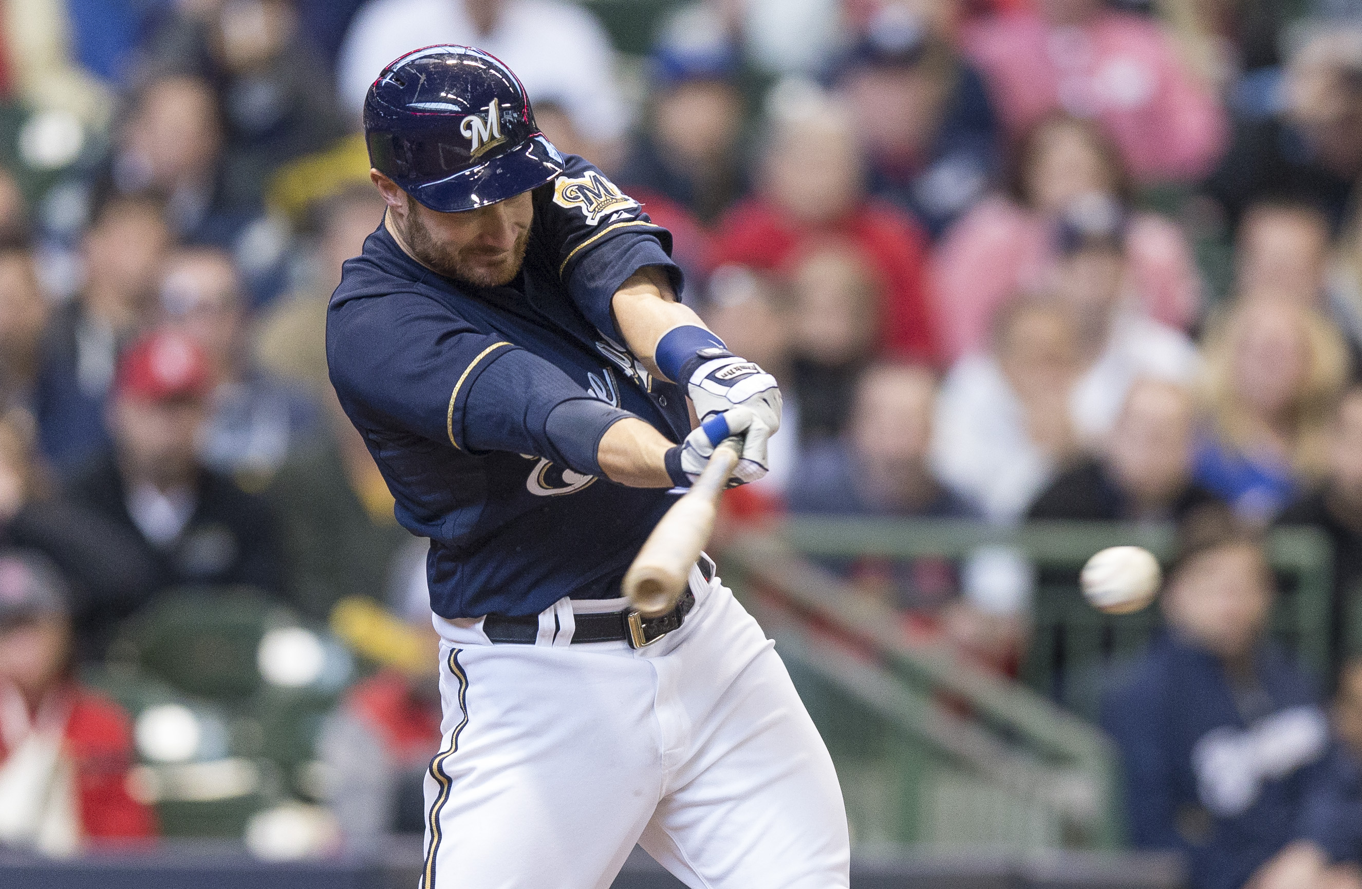 Kelly hurt as Cardinals lose to Brewers 5-1