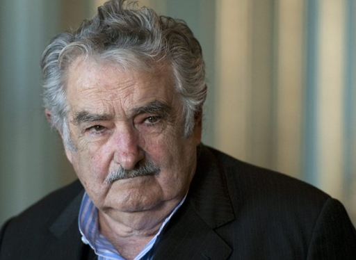 Mujica declara patrimonio de 322.883 dólares