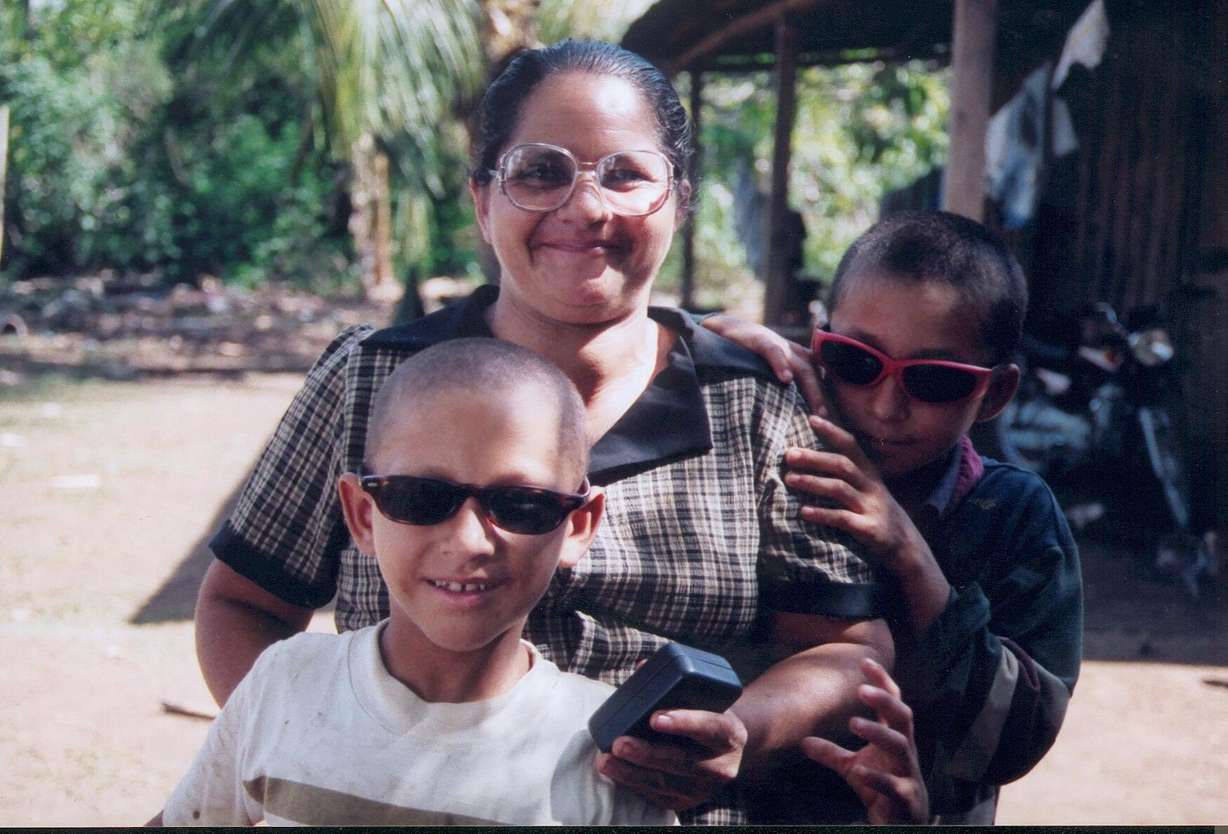 Guatemalan woman receives glasses for the first time. Photo Credit:
Peter Tolman