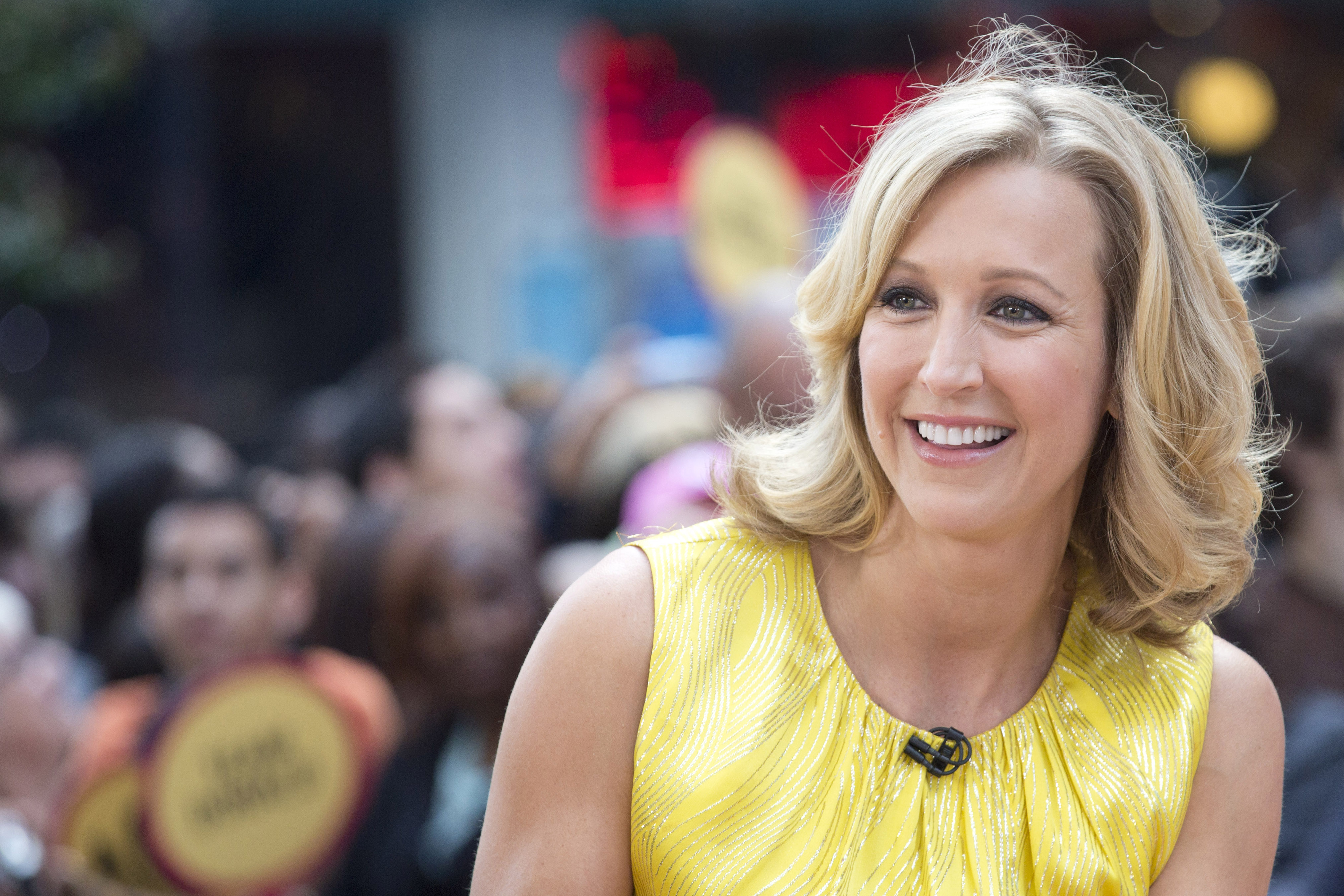 'GMA' promotes Lara Spencer to co-host billing