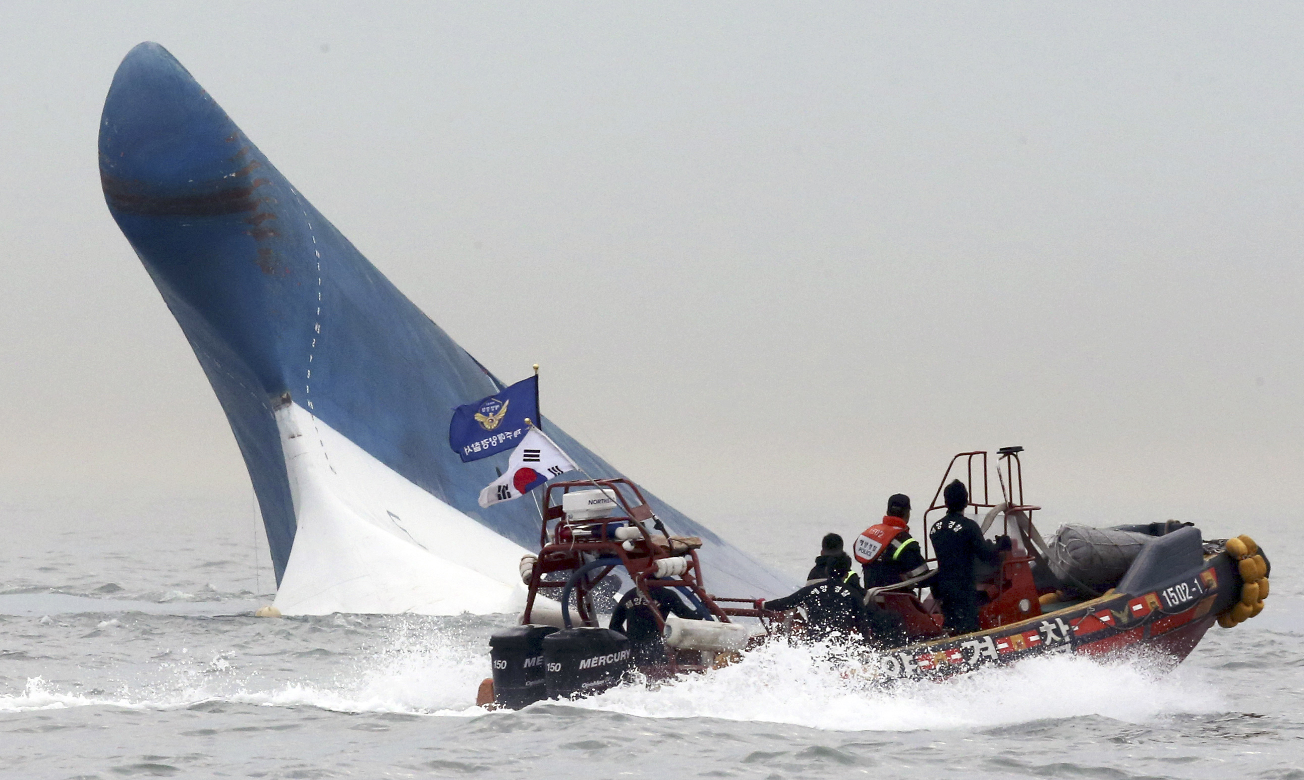 Delay in ferry evacuation puzzles maritime experts