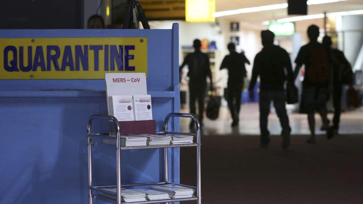 As of Nov. 30, fully vaccinated Canadians and permanent residents returning home after short trips to the United States and abroad will no longer have to provide proof of a negative molecular test, such as a PCR test.