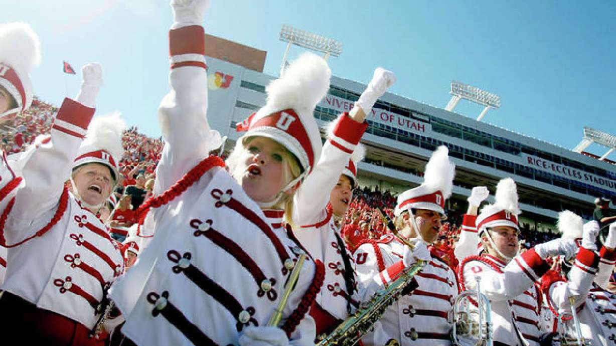 Student government OKs changing U's fight song