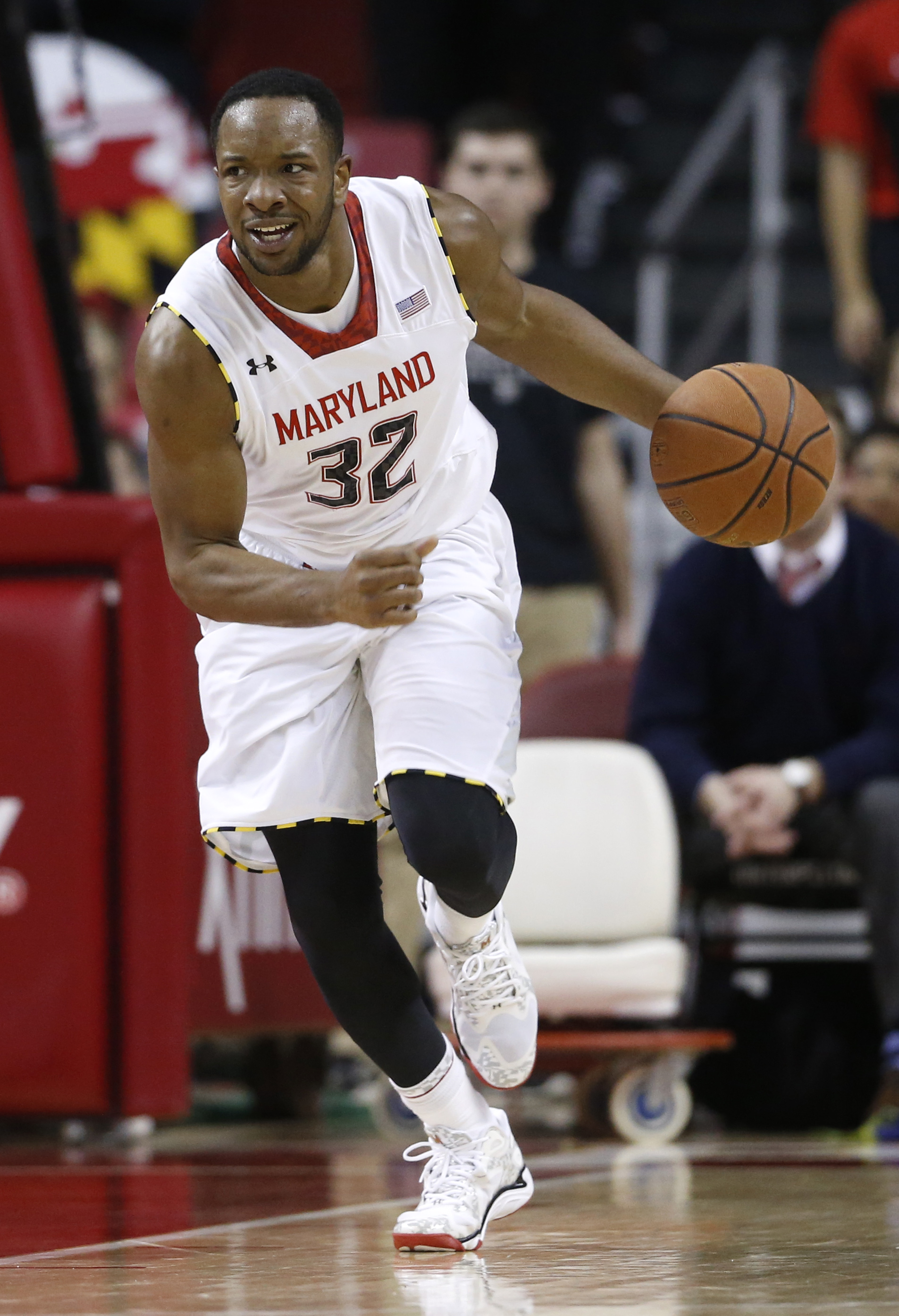 Basketball star Wells settles suit against Xavier