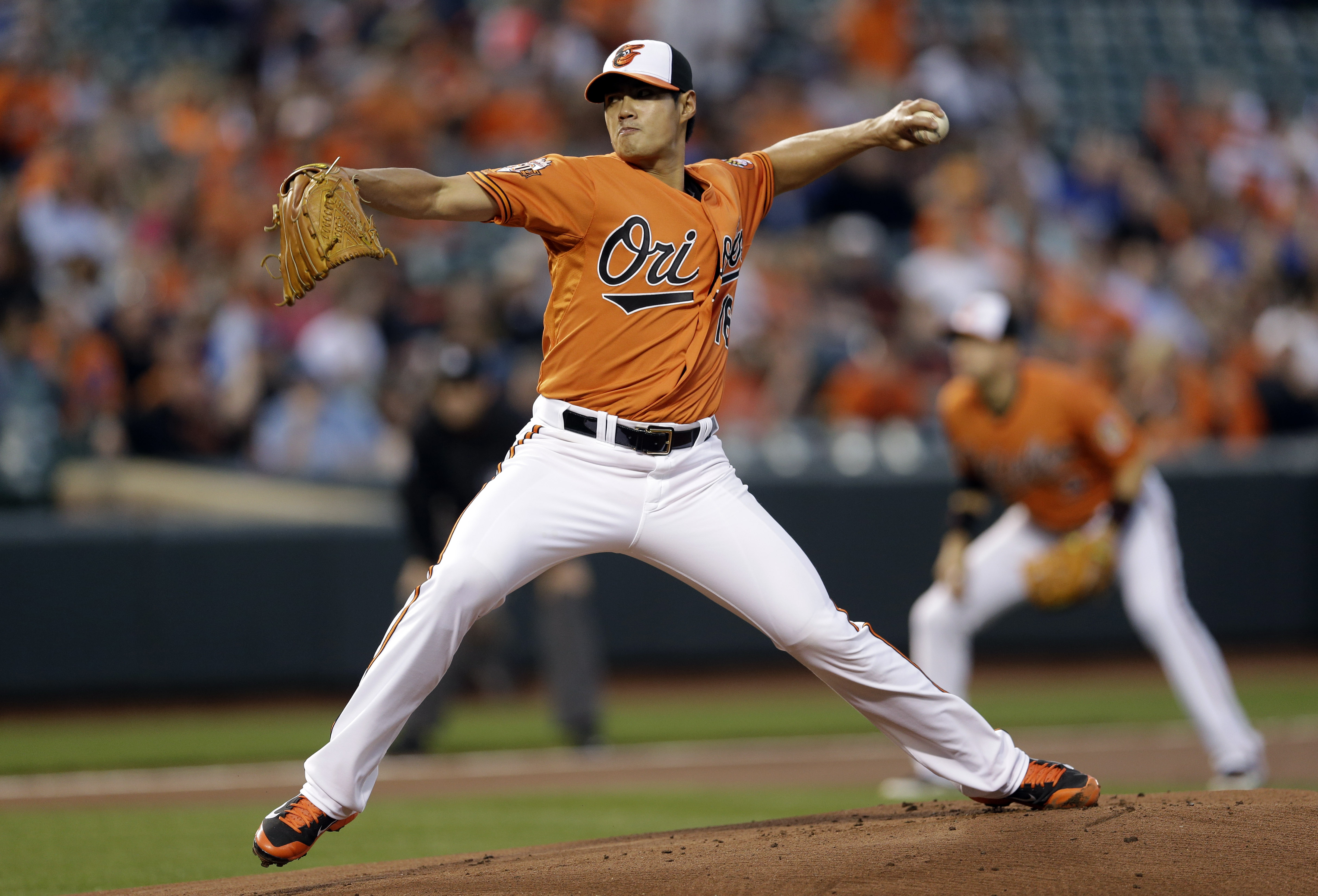 Orioles beat Royals 3-2 in 10 innings