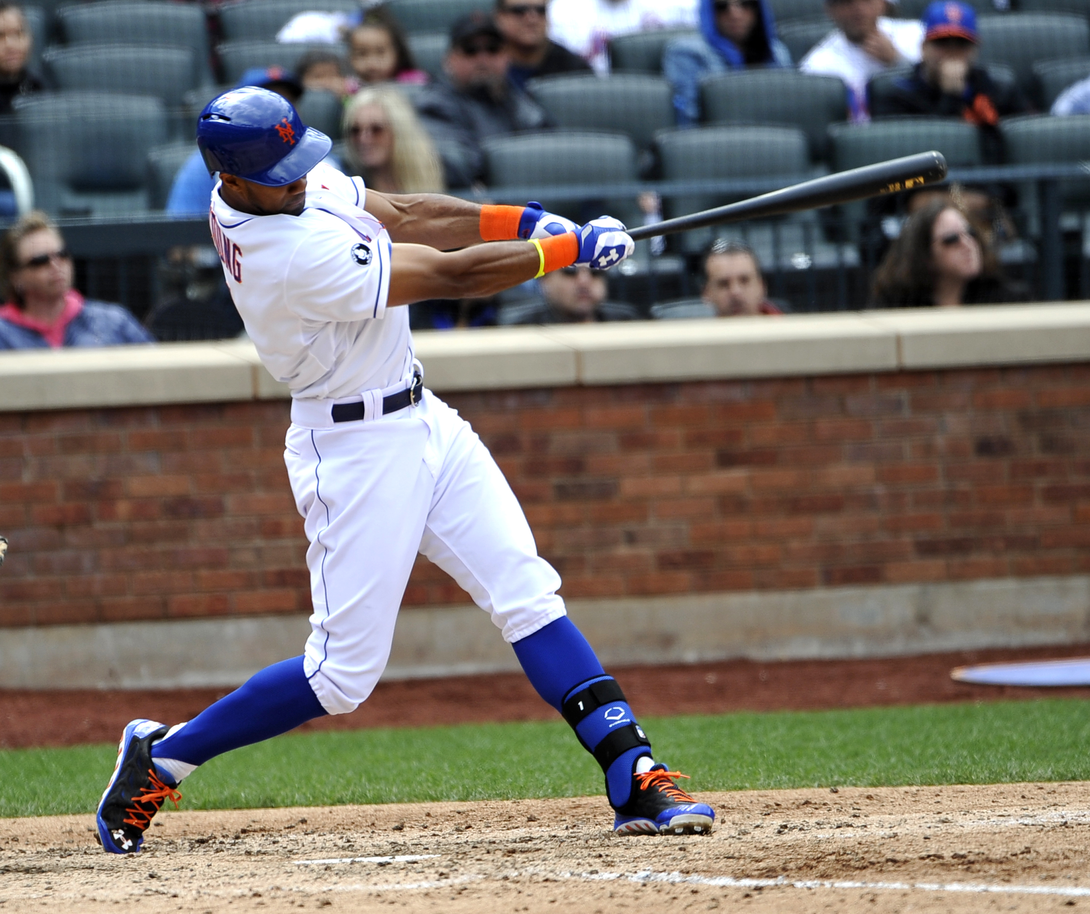 Gee not 'sexy' but sharp as Mets beat Marlins 4-0