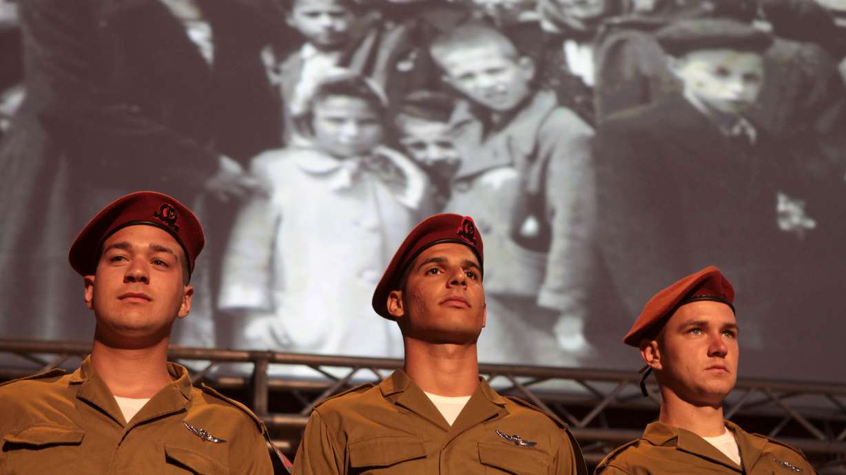 Israel pauses in silence for Holocaust Day