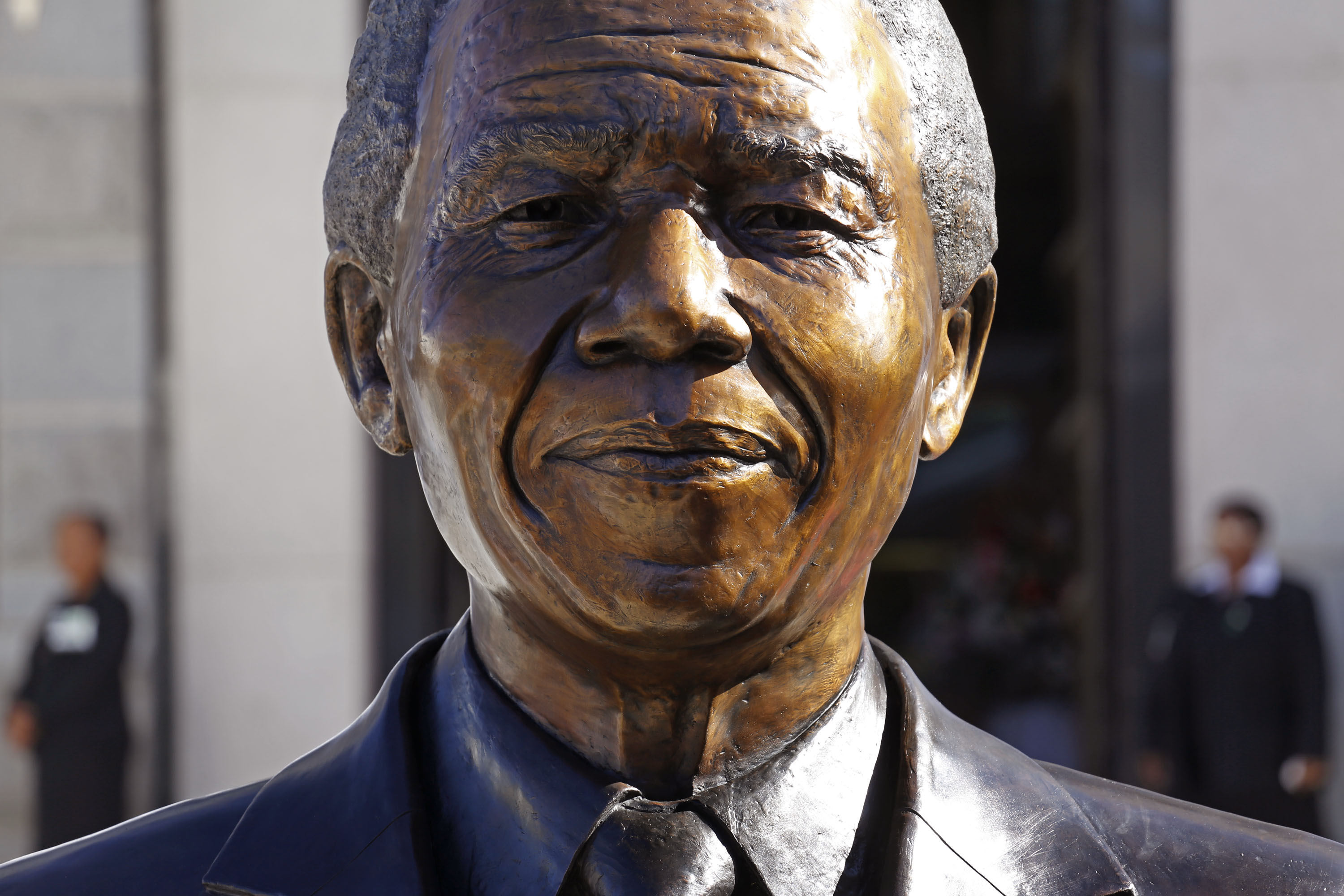 SAfrica celebrates Mandela, 20 years of democracy