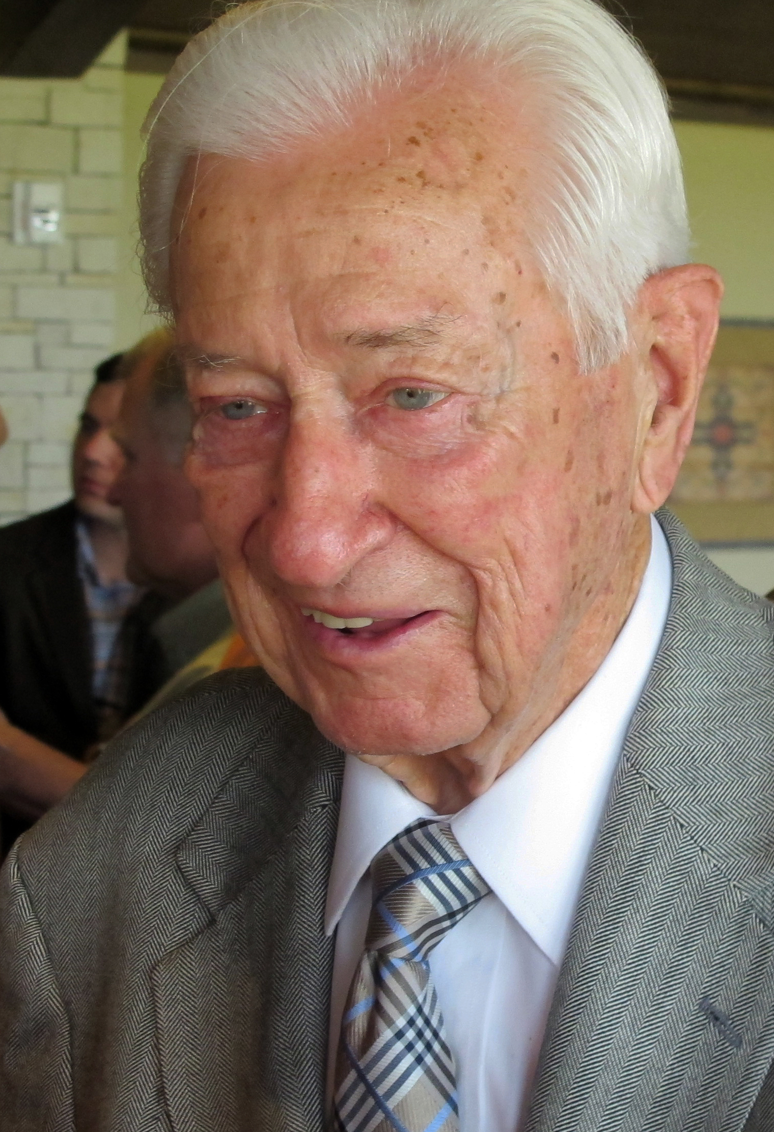 Oldest-ever congressman faces biggest challenge