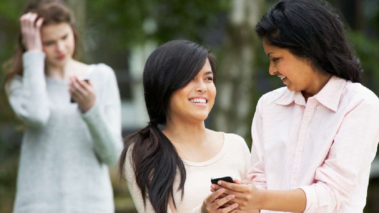 App uses geo-fencing to block bullies