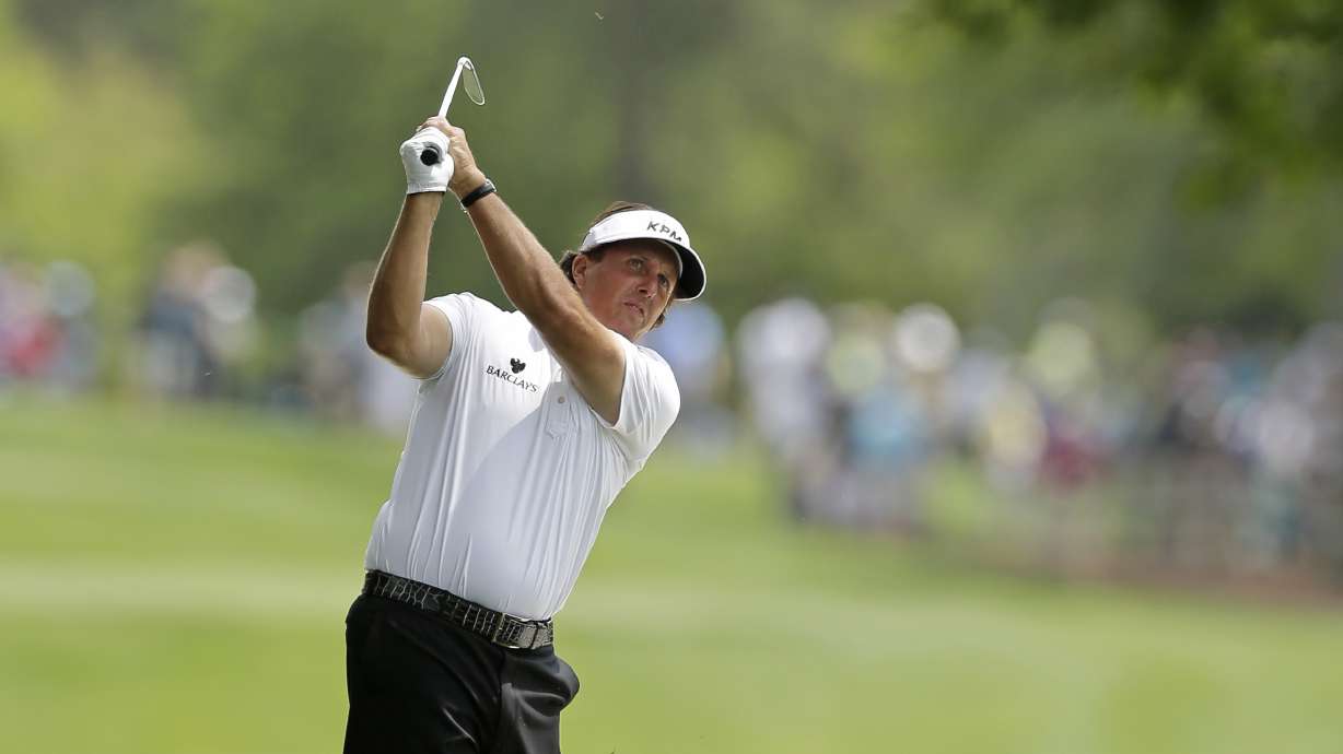 Mickelson off to a strong start at Quail Hollow